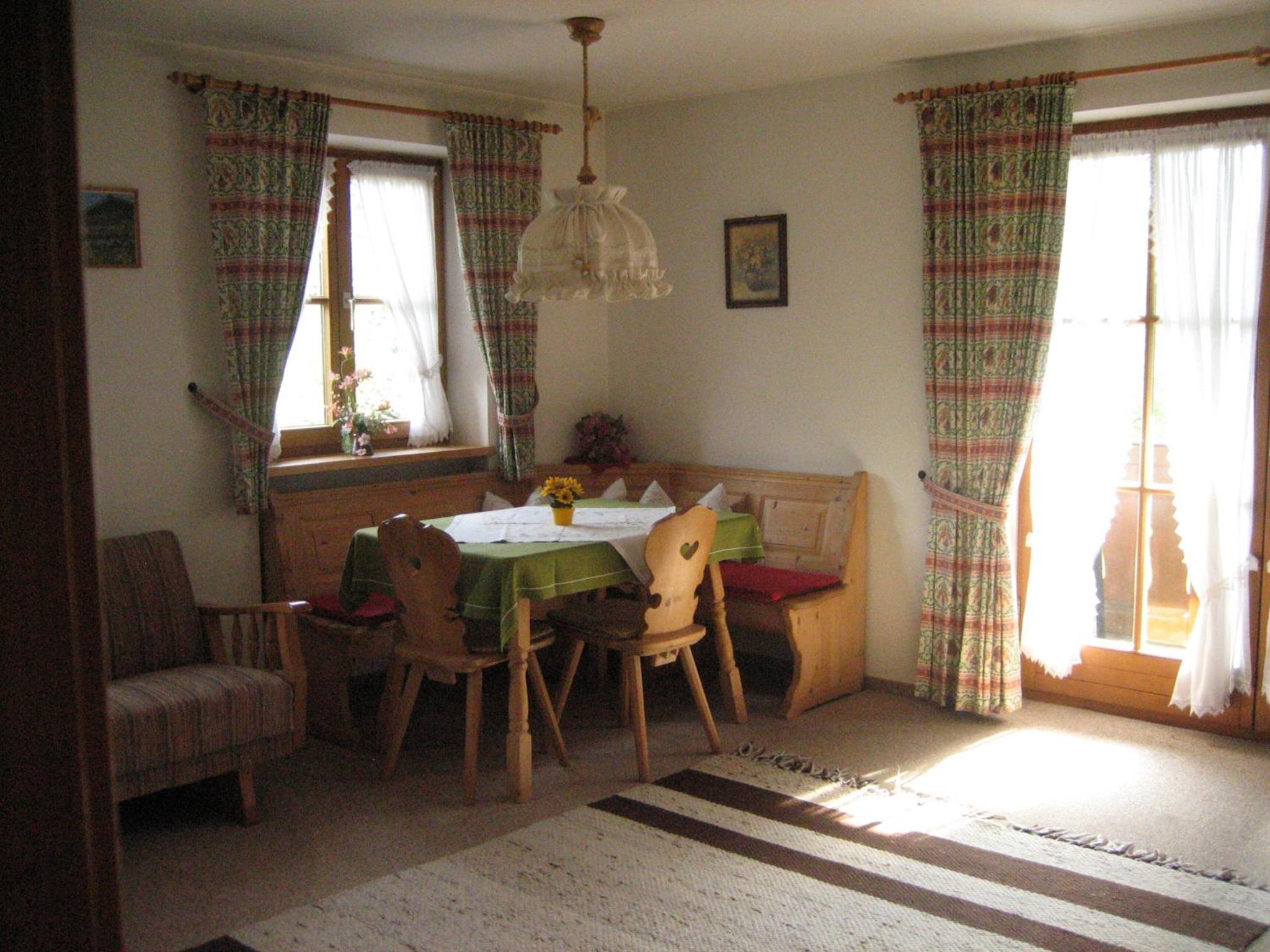 Apartment with Balcony photo 3