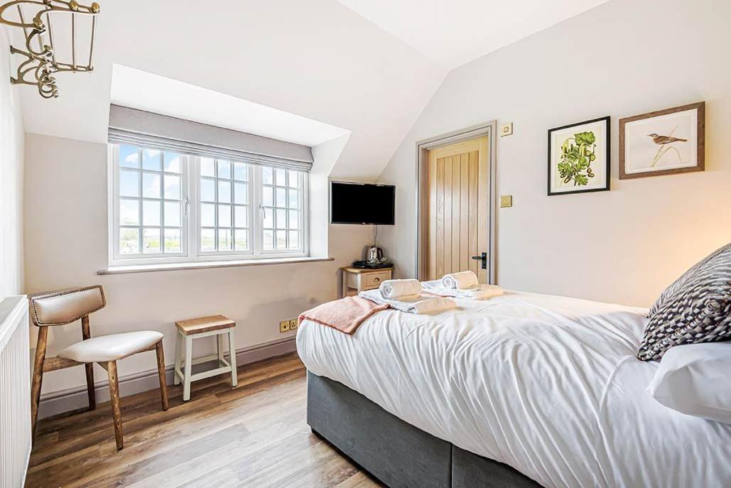 Standard Double Room photo 3