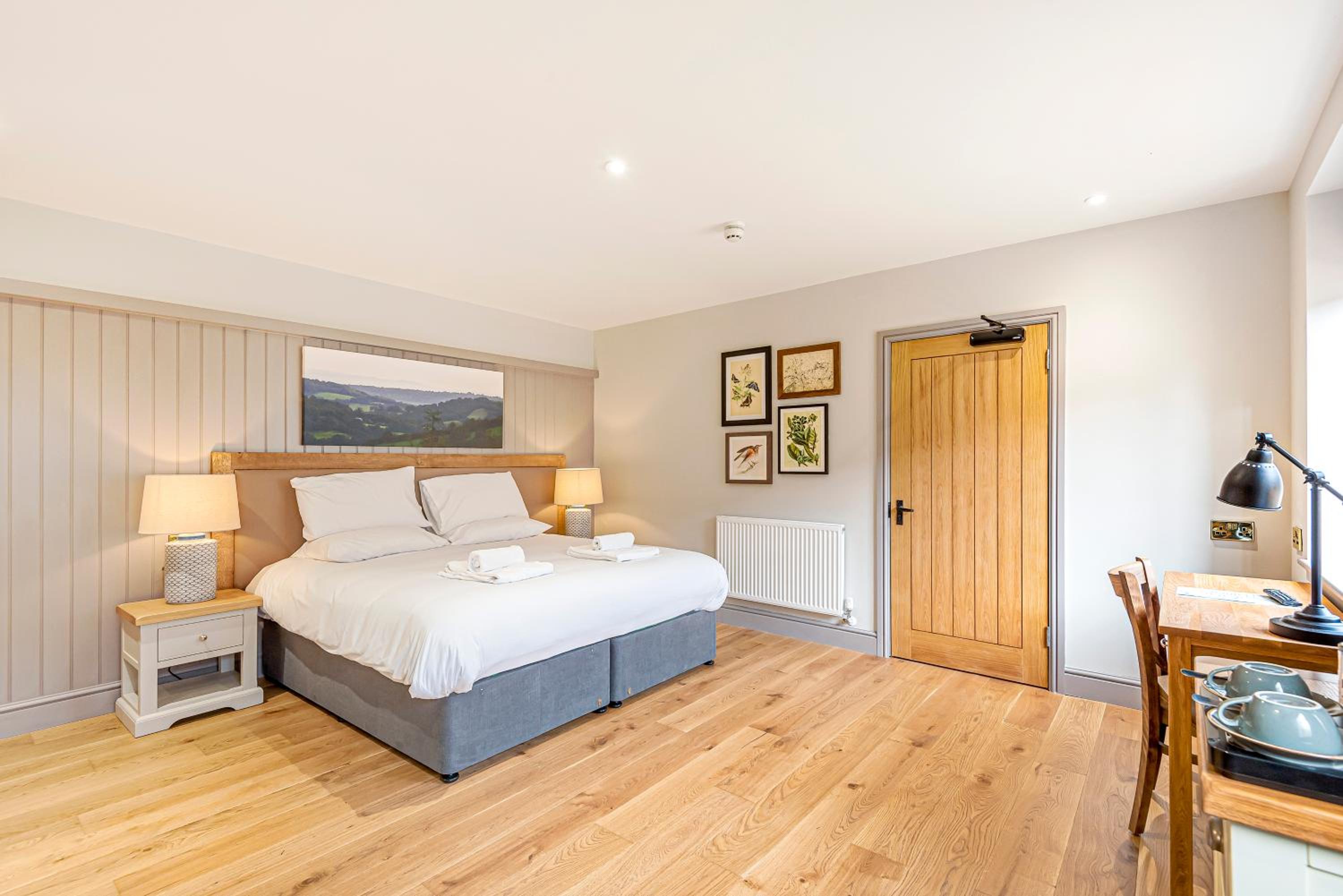 Superior Double or Twin Room - Photo 7