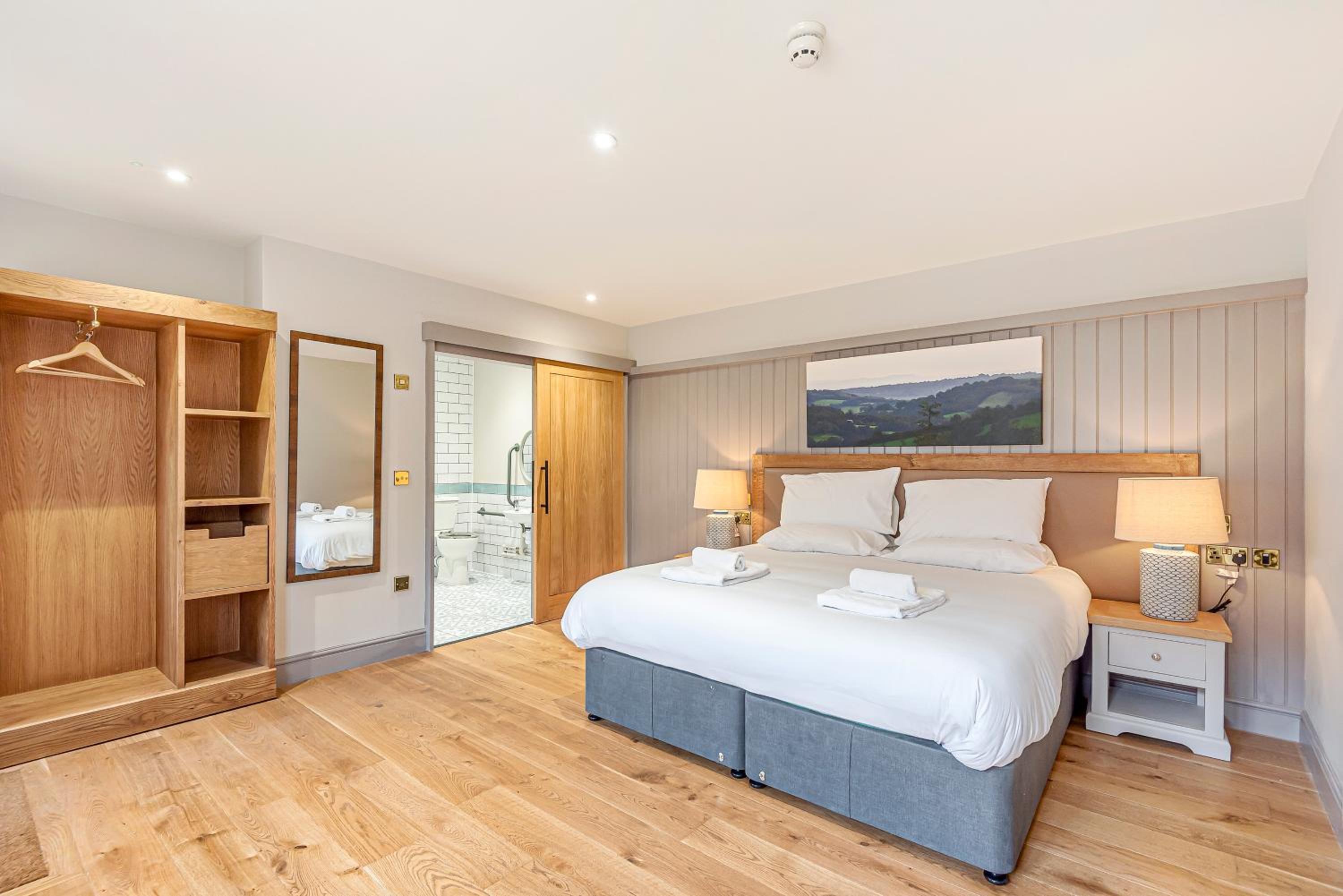 Superior Double or Twin Room - Photo 1