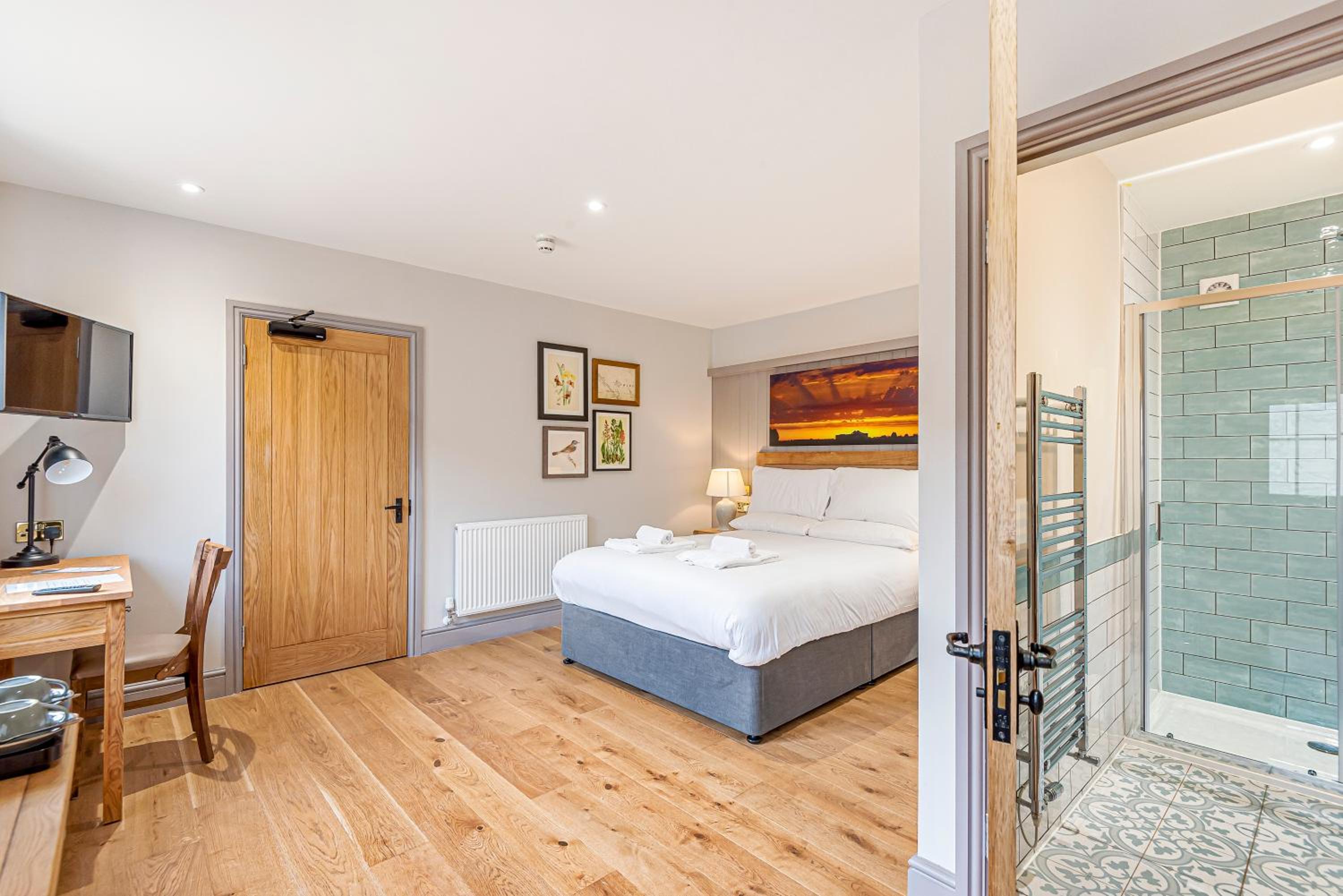 Superior Double or Twin Room - Photo 3