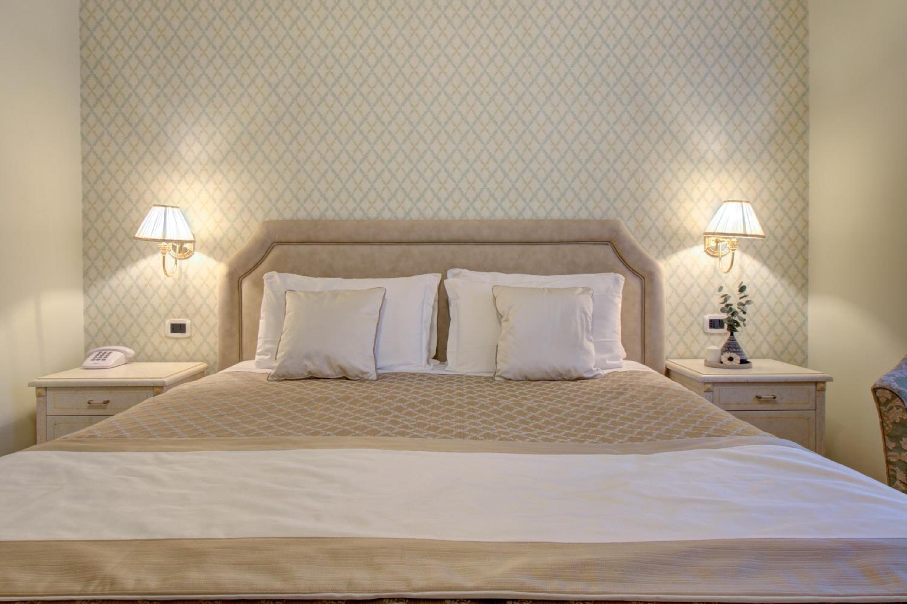 Superior Double Room with Spa Bath