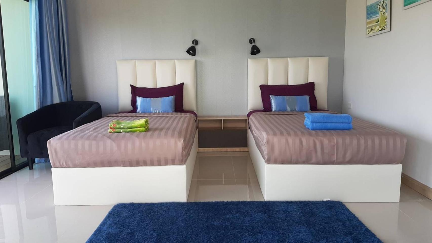 Four-Bedroom Villa - Photo 1