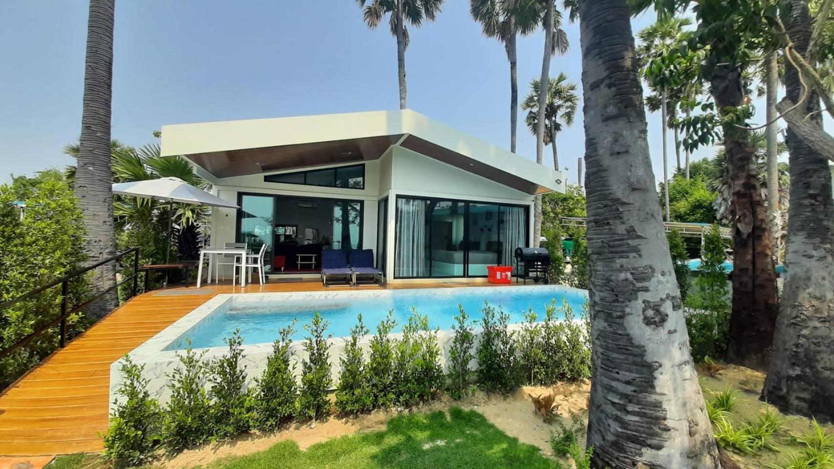 One-Bedroom Villa - Photo 2
