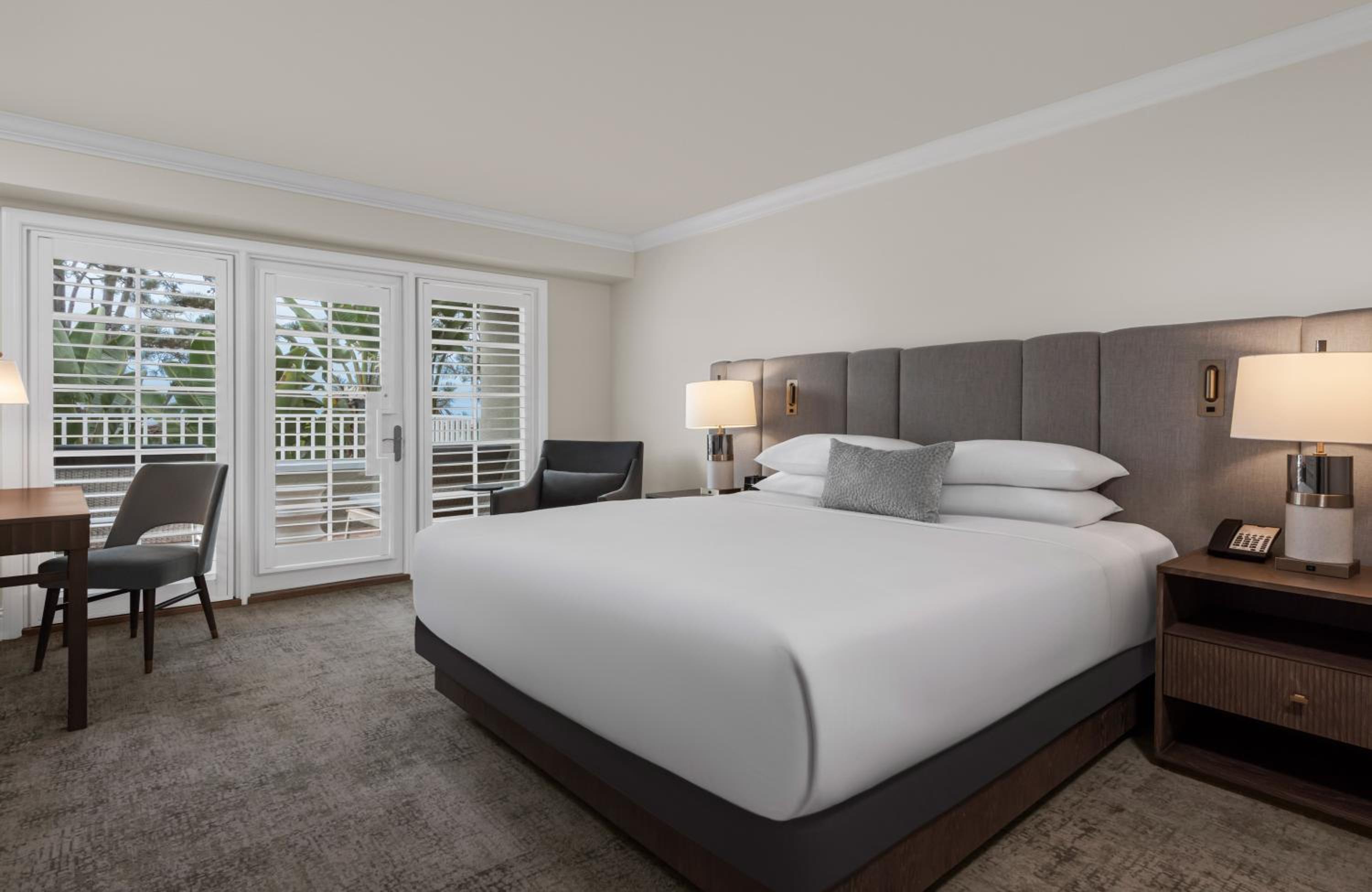 Pacific Suite - Photo 2