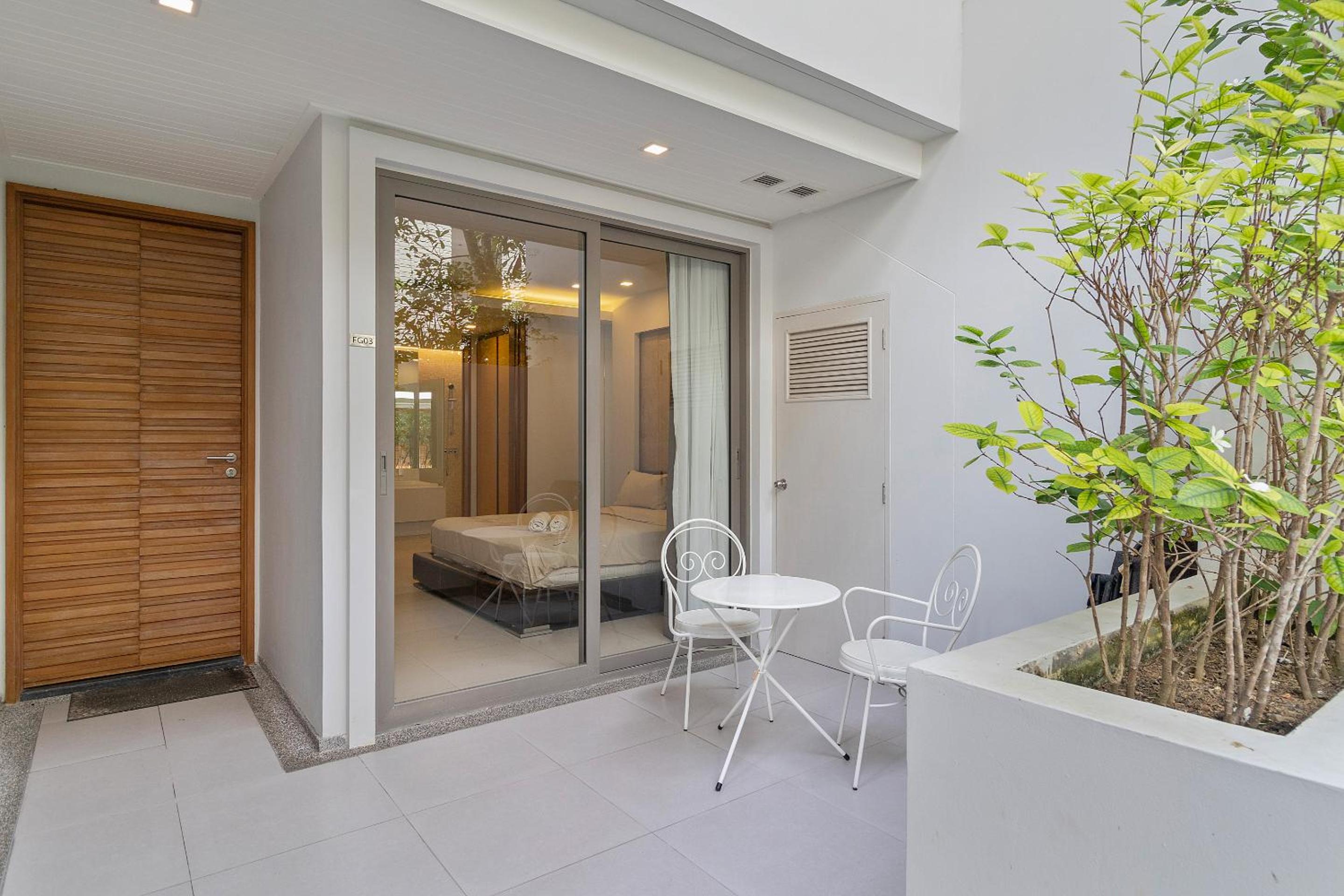 Apartment with Garden View photo 3