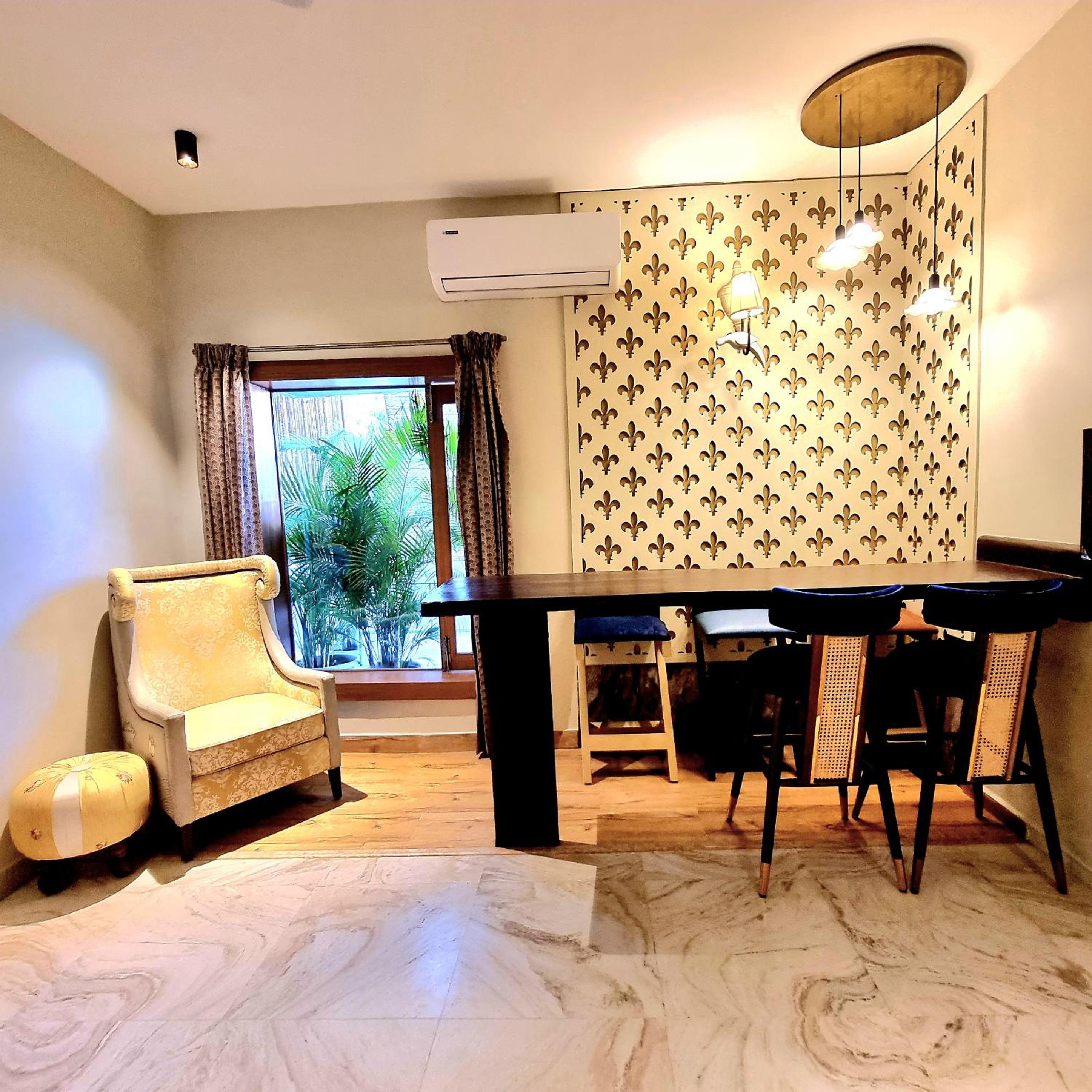 Superior King Room - Photo 2