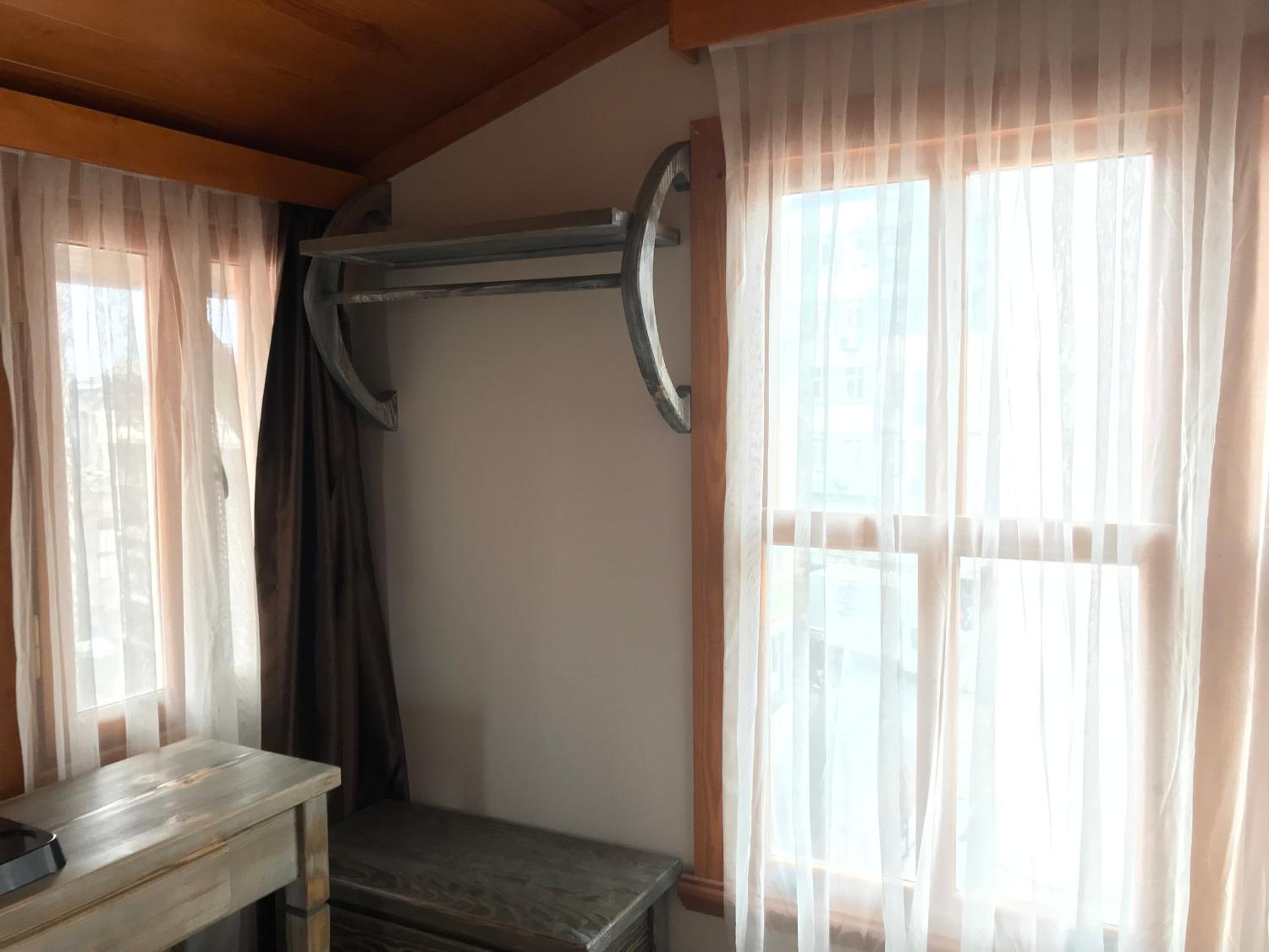 Deluxe Queen Room photo 2