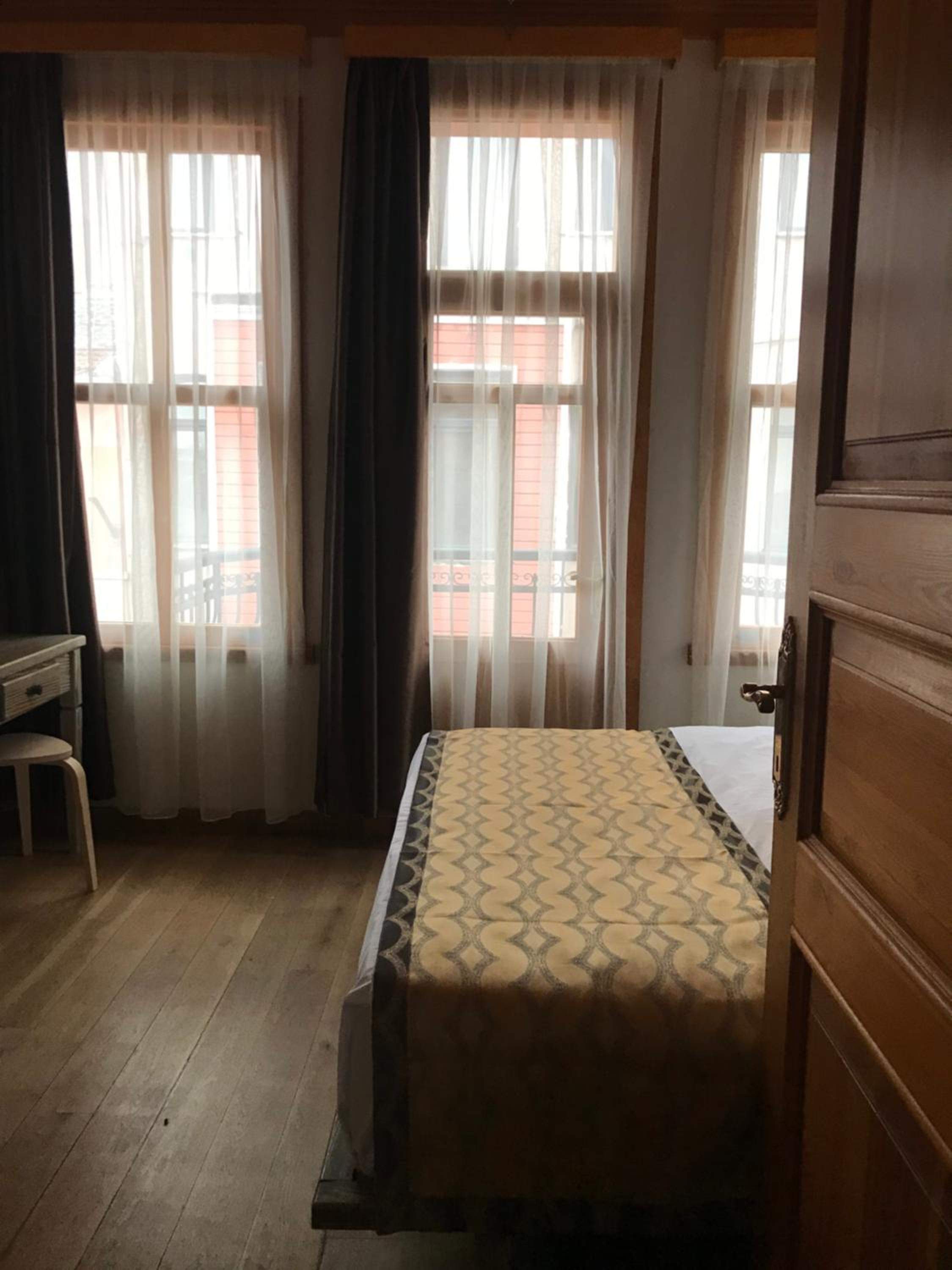 Quadruple Room with Balcony photo 3