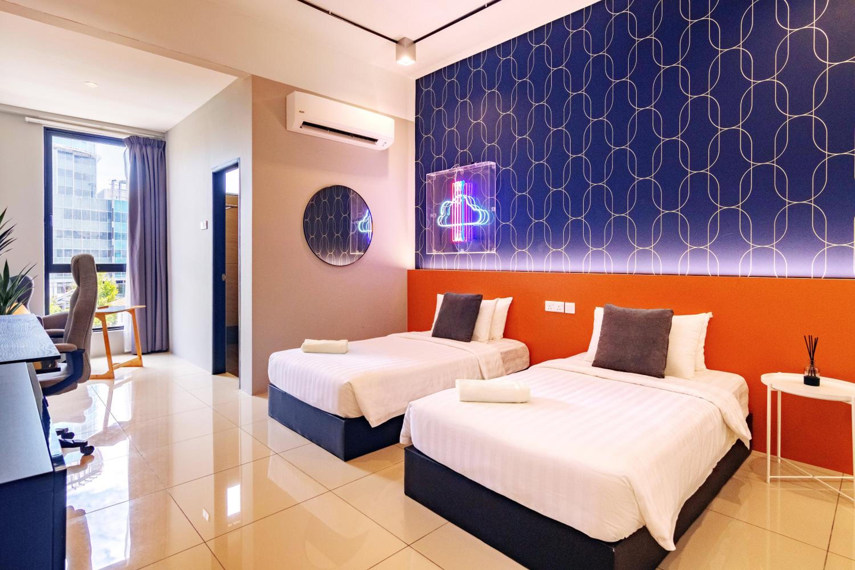Deluxe Twin Room