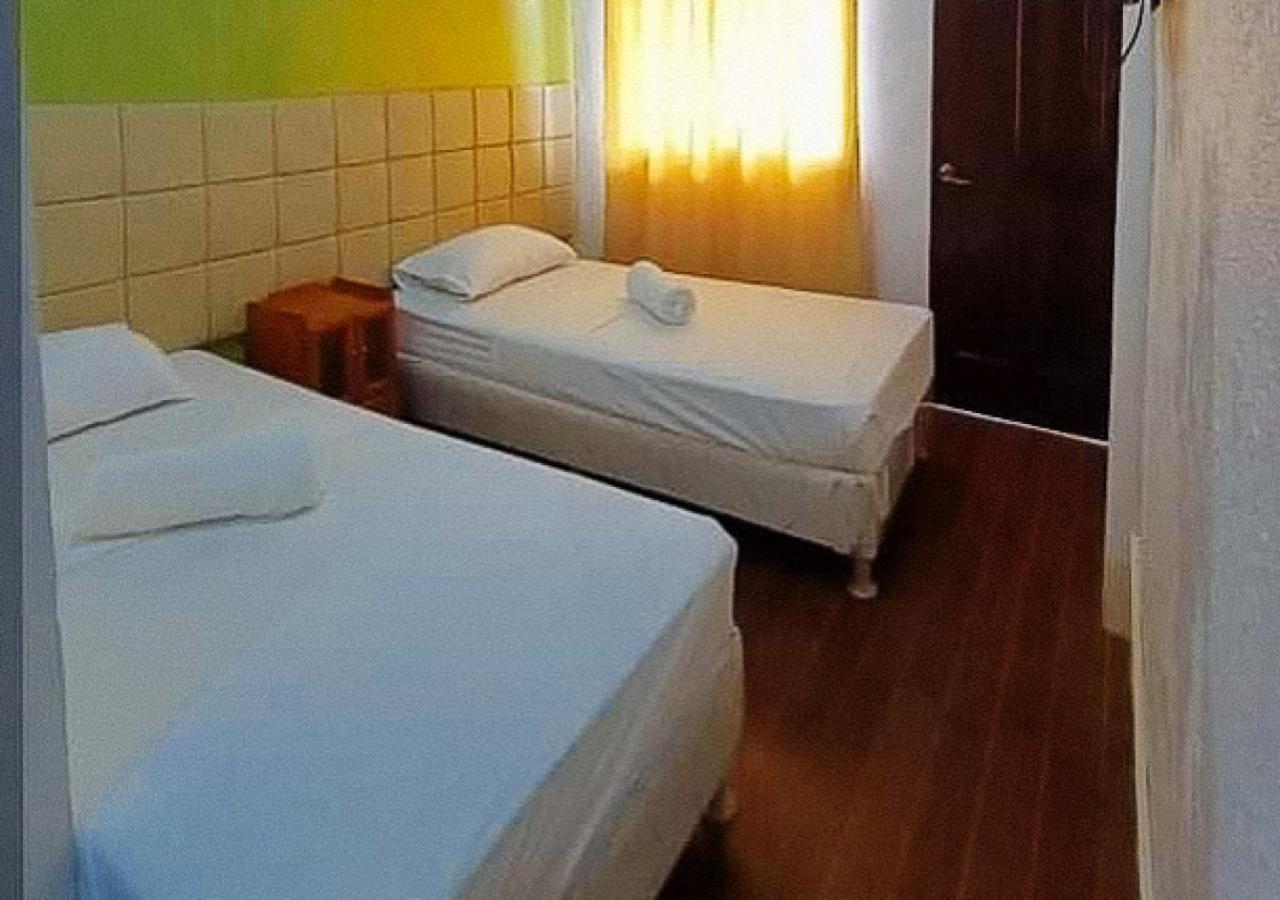 Twin Room - Photo 3