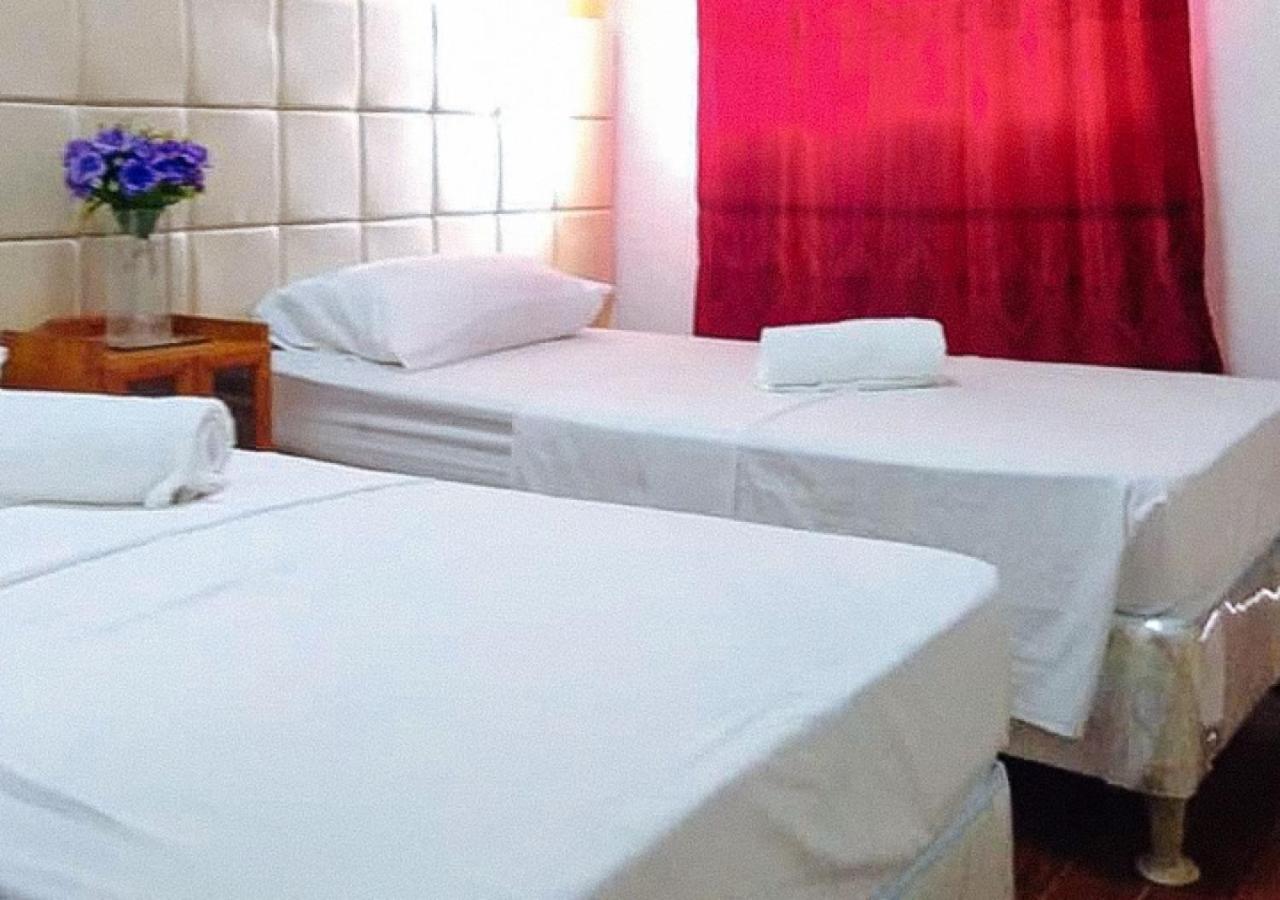 Twin Room - Photo 1