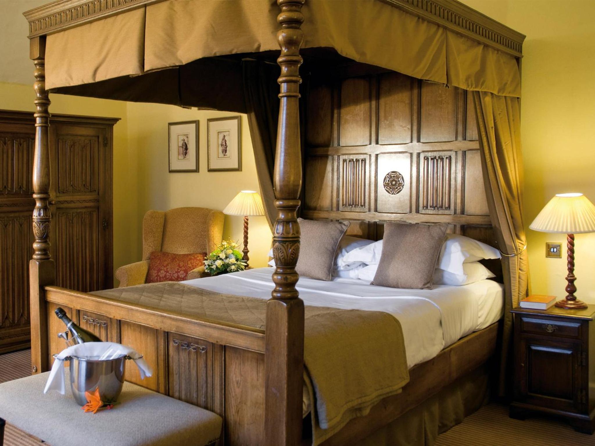 Super Deluxe Four Poster - Photo 3