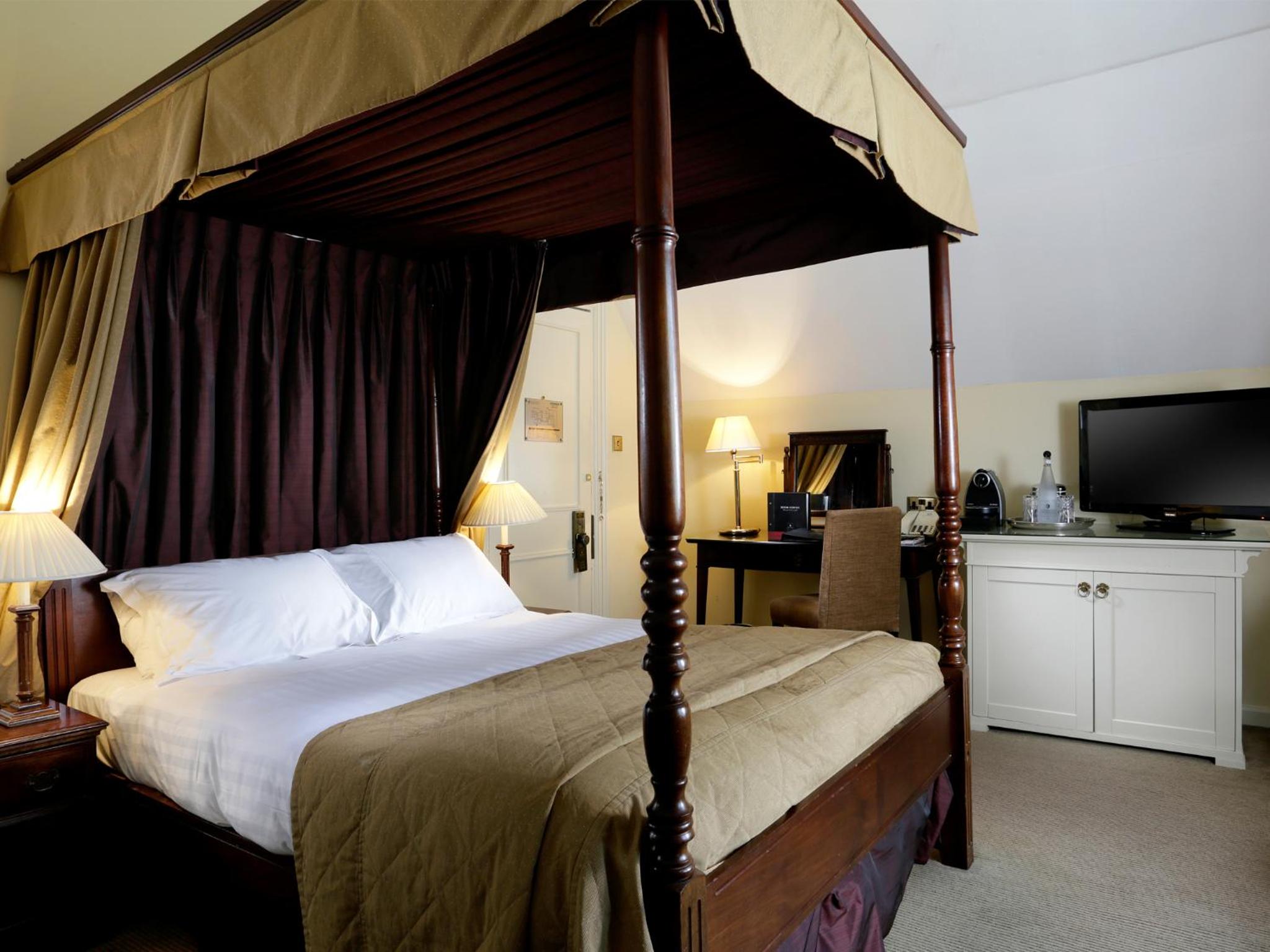 Super Deluxe Four Poster - Photo 5