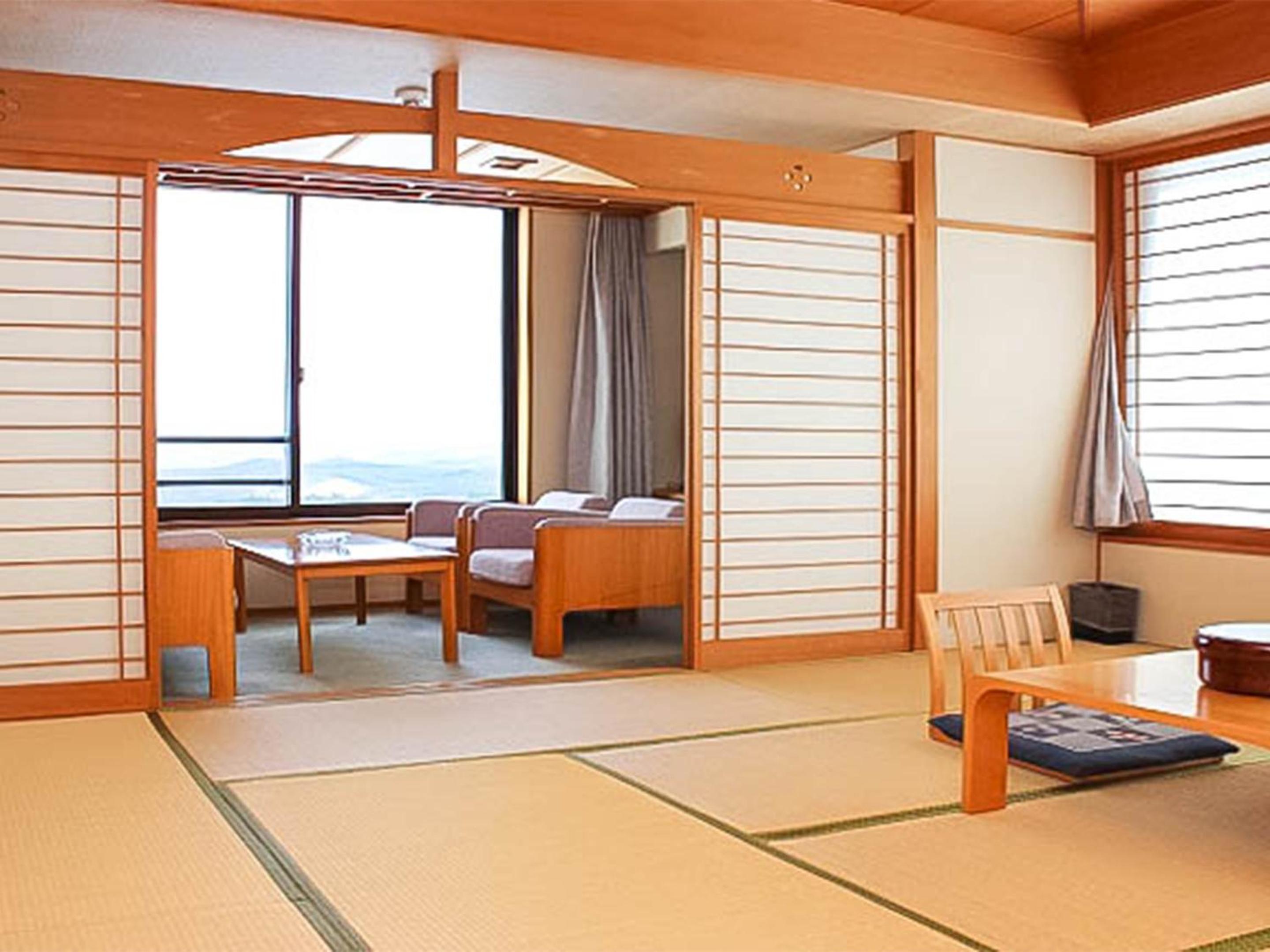 Japanese-Style Room with Bathroom - Photo 1