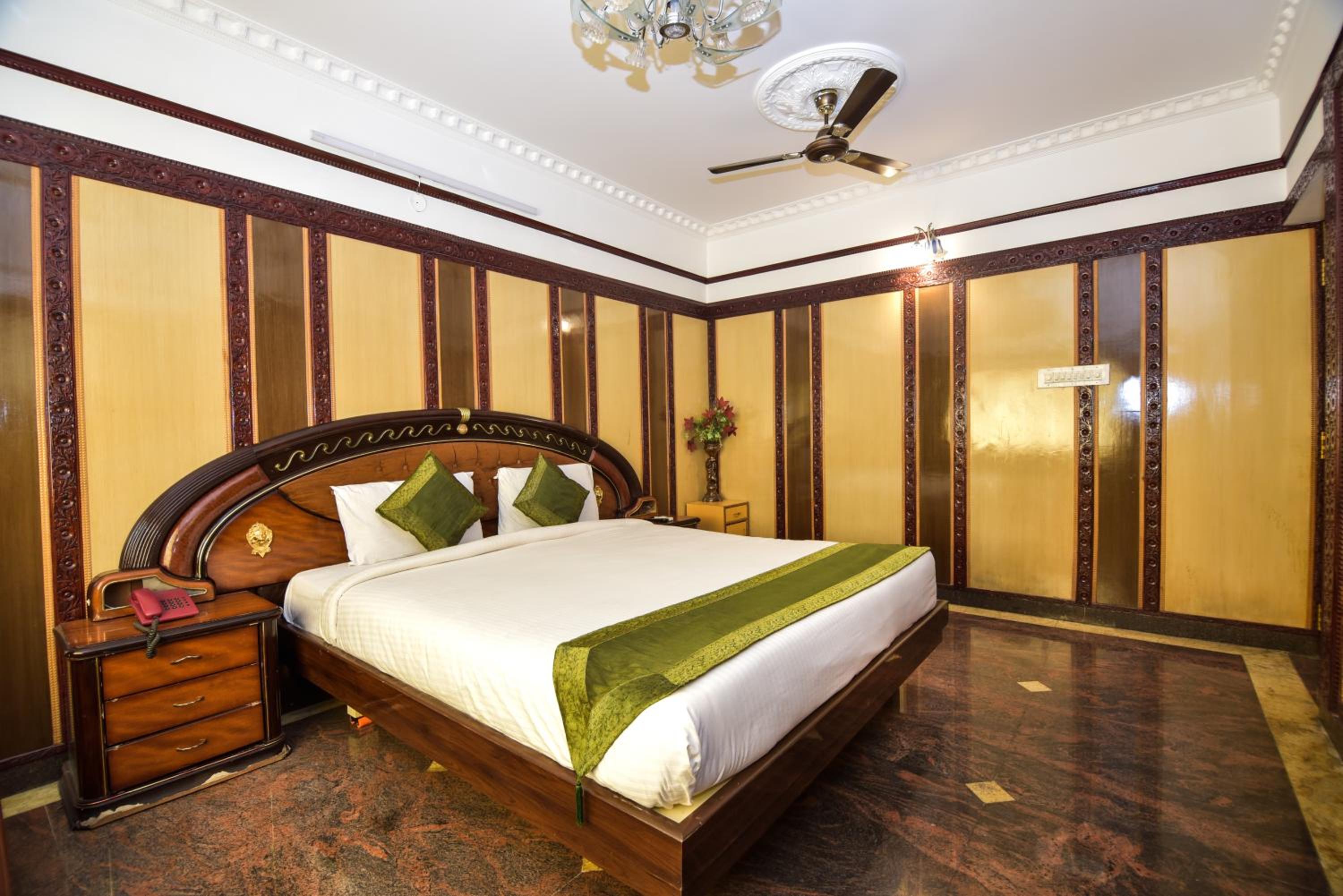 Deluxe Double Room - Photo 3