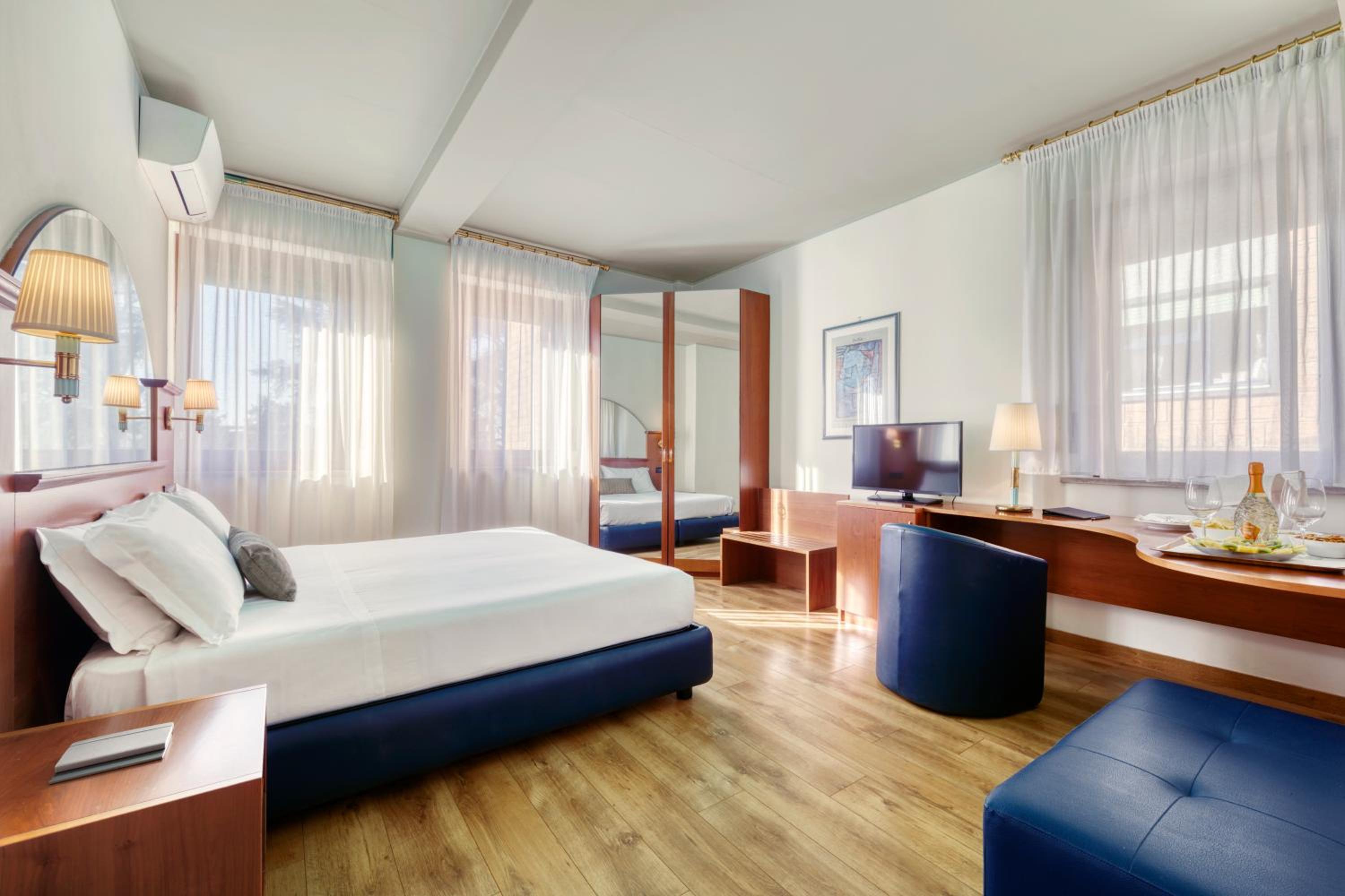 Superior Double Room - Photo 9