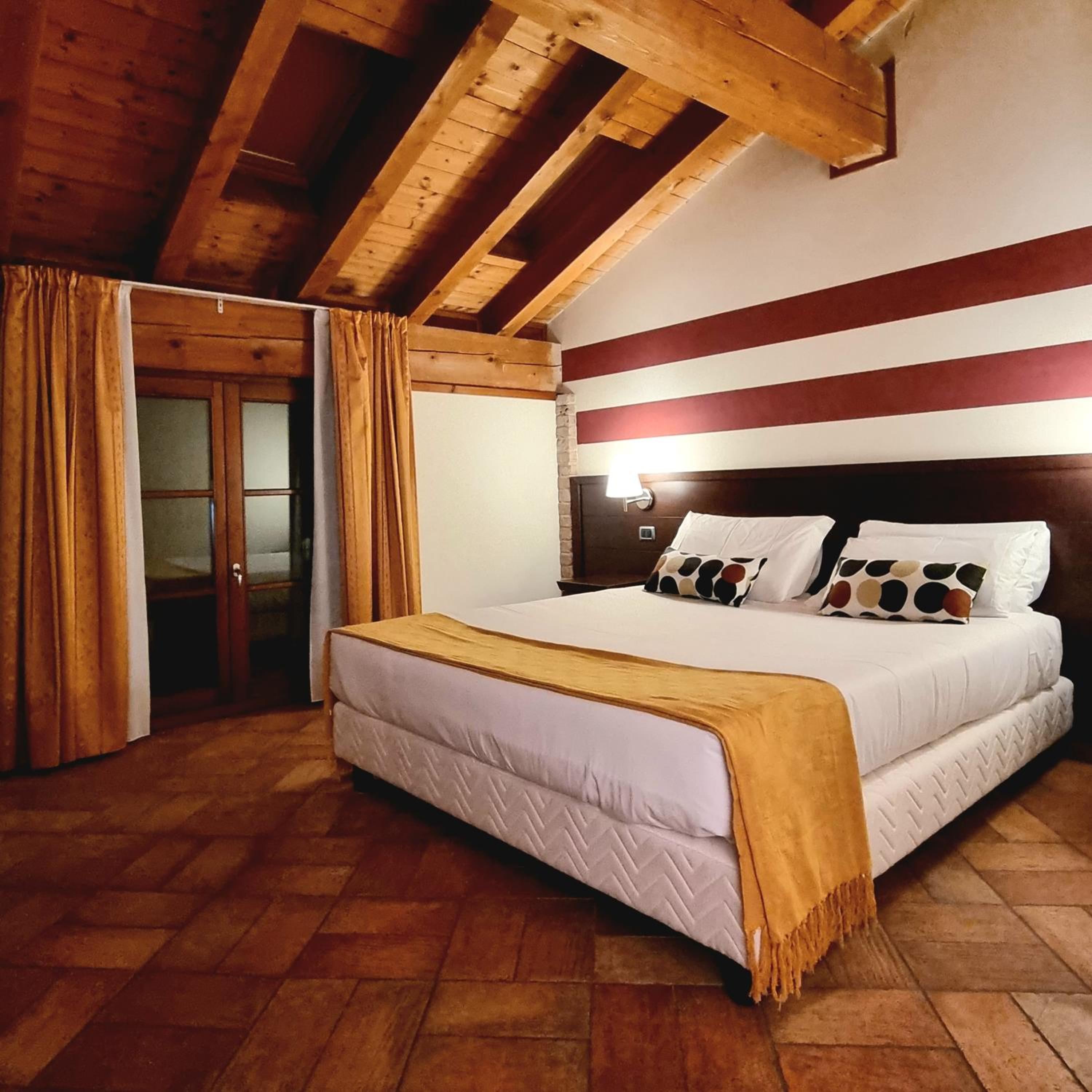 Romantic Double Room with Baltic Sauna access - Photo 6