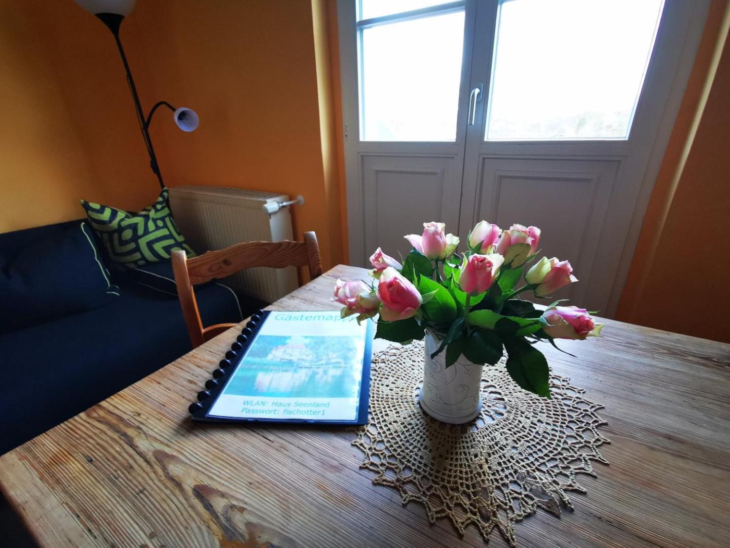 Apartment with Lake View photo 3