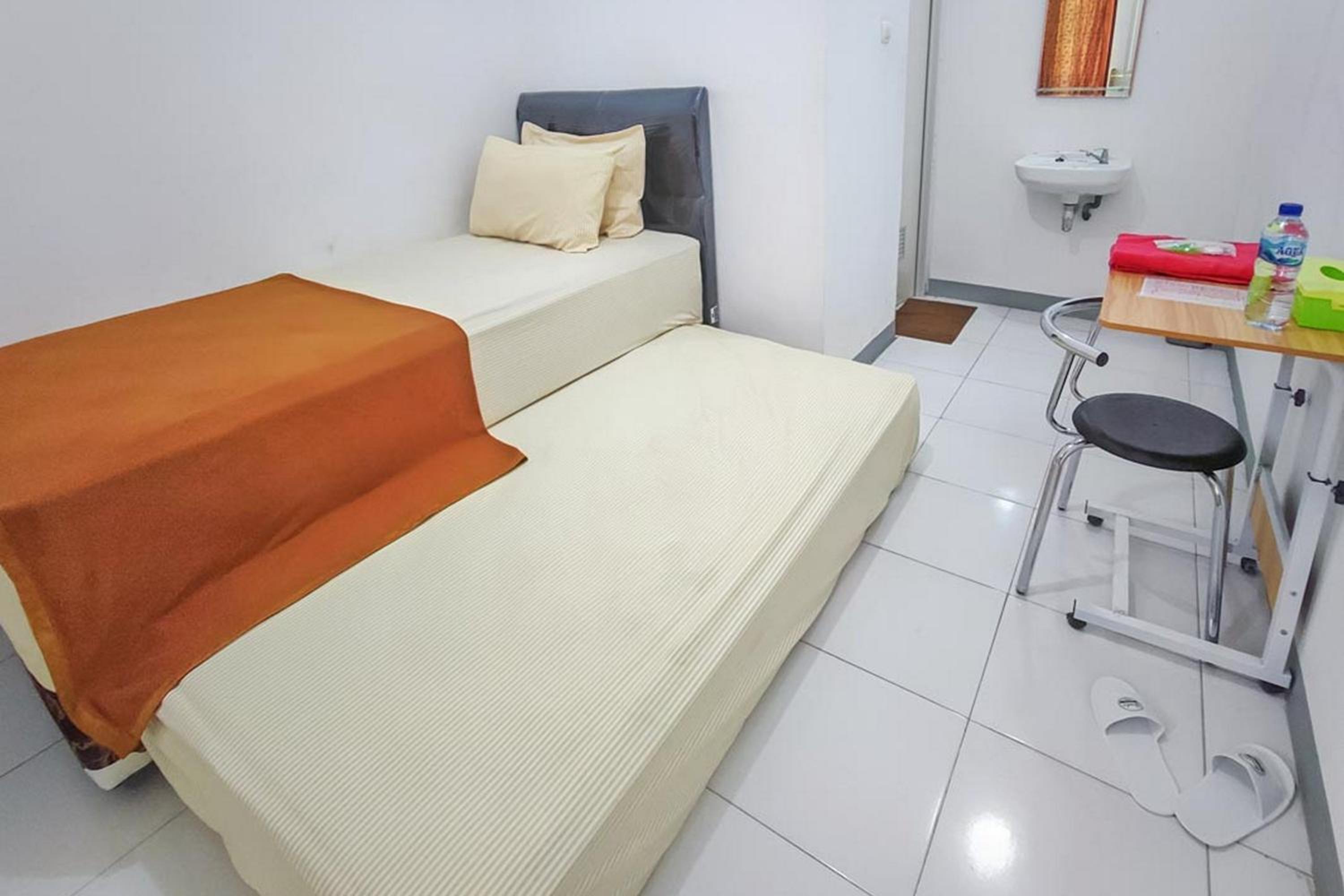 Deluxe Twin Room - Photo 3