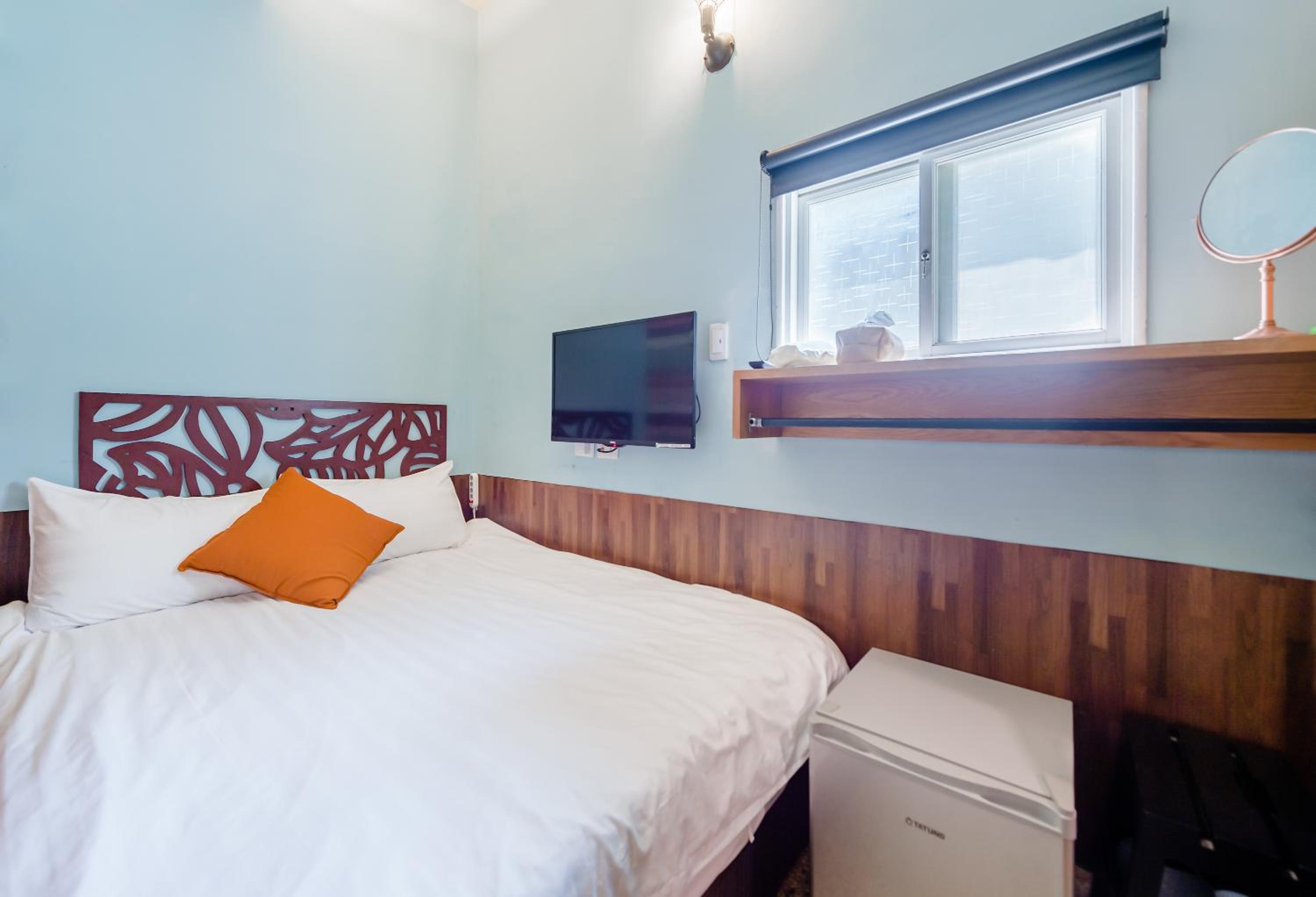 Large Single Room photo 1