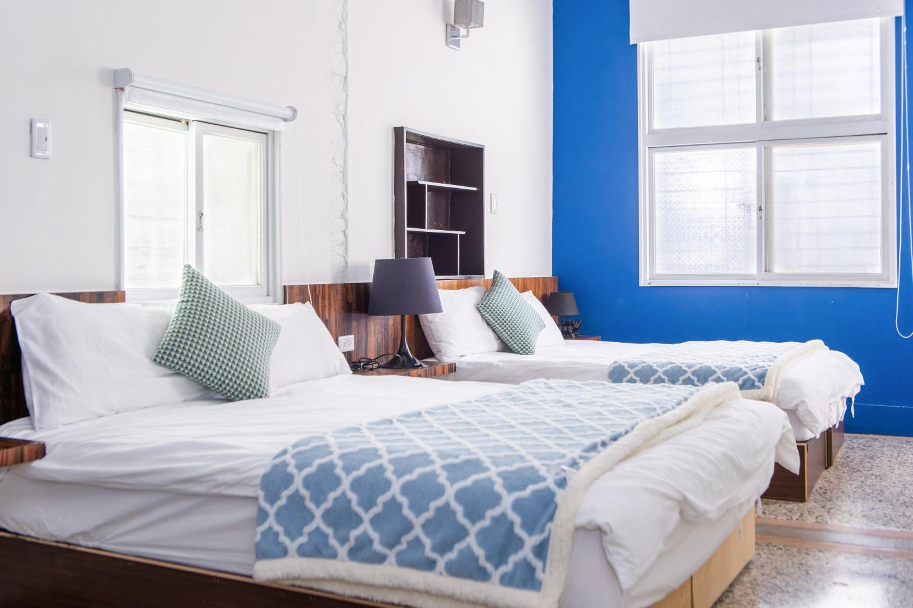 Superior Quadruple Room - Photo 4