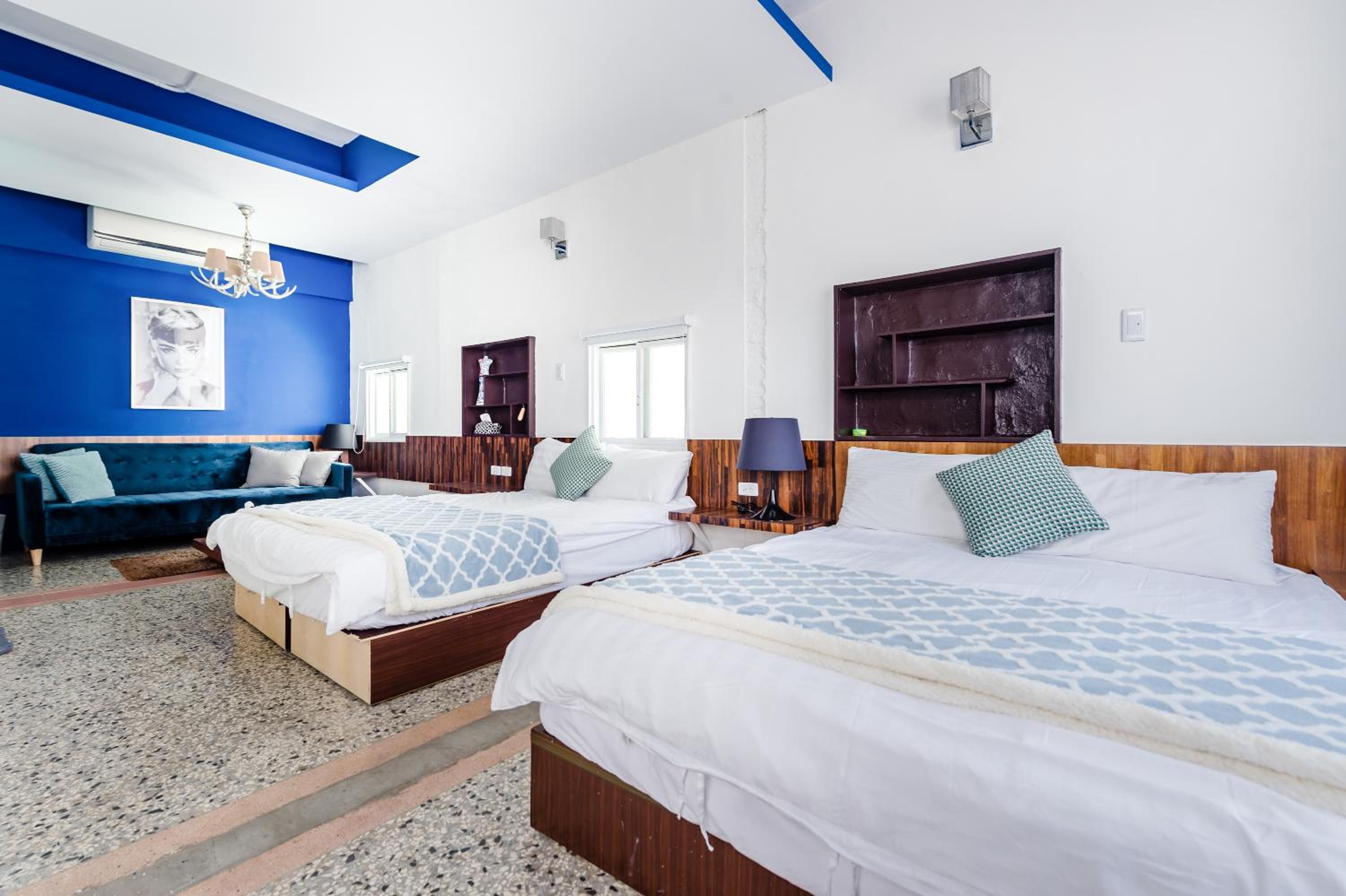 Superior Quadruple Room - Photo 5