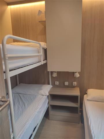 Bungalow (3-5 Adults) - Photo 9