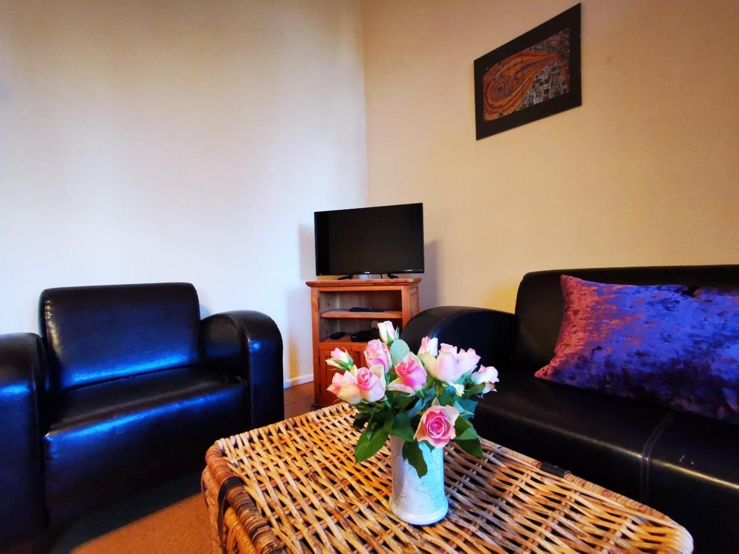 Apartment with Lake View photo 3