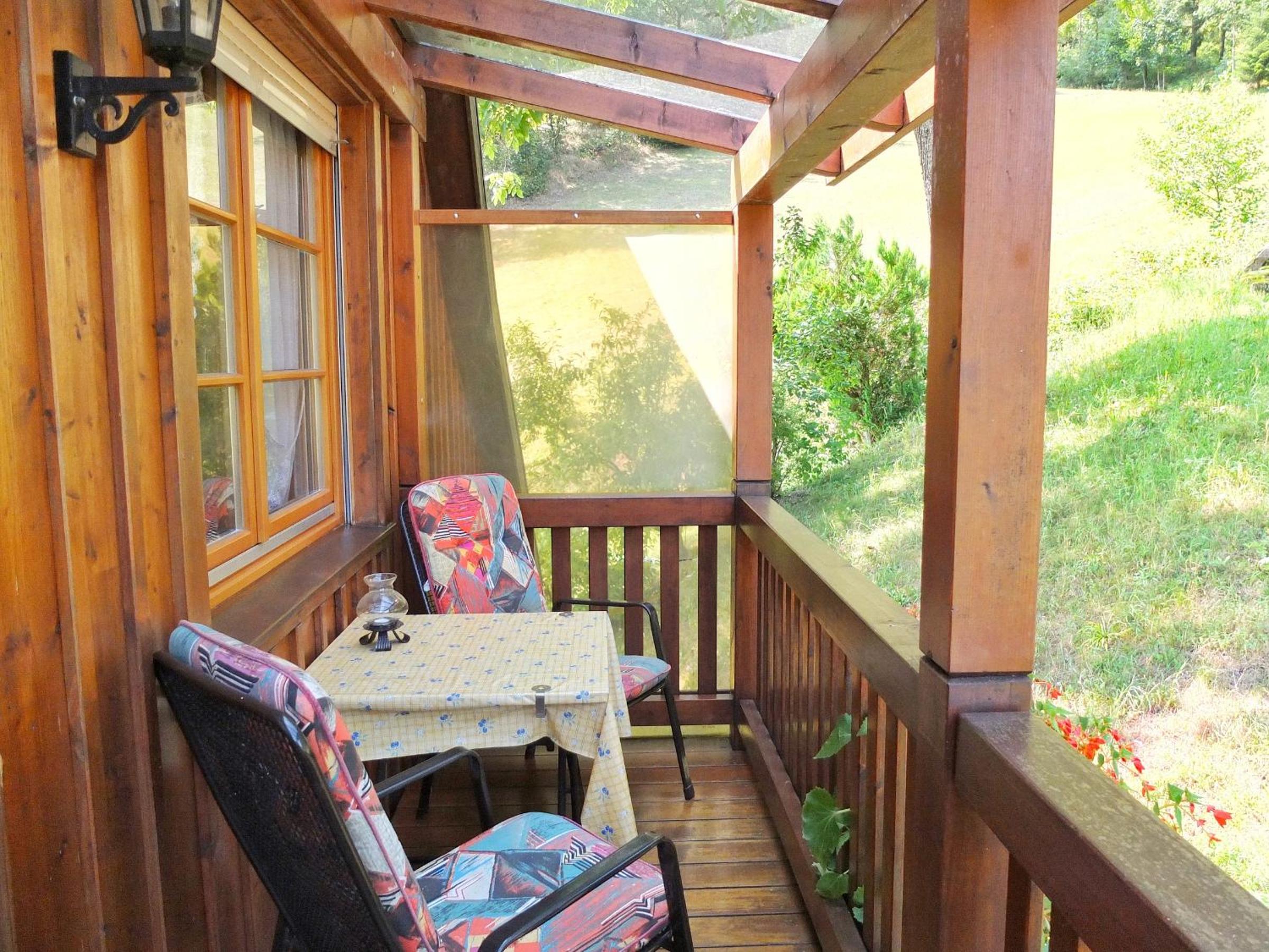 Two-Bedroom Deluxe Apartment with Garden View