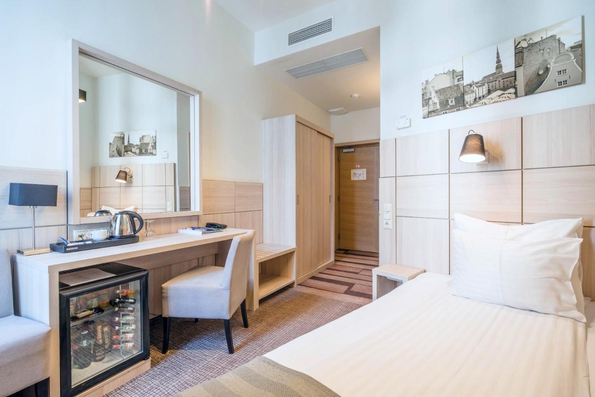 Single Room photo 2