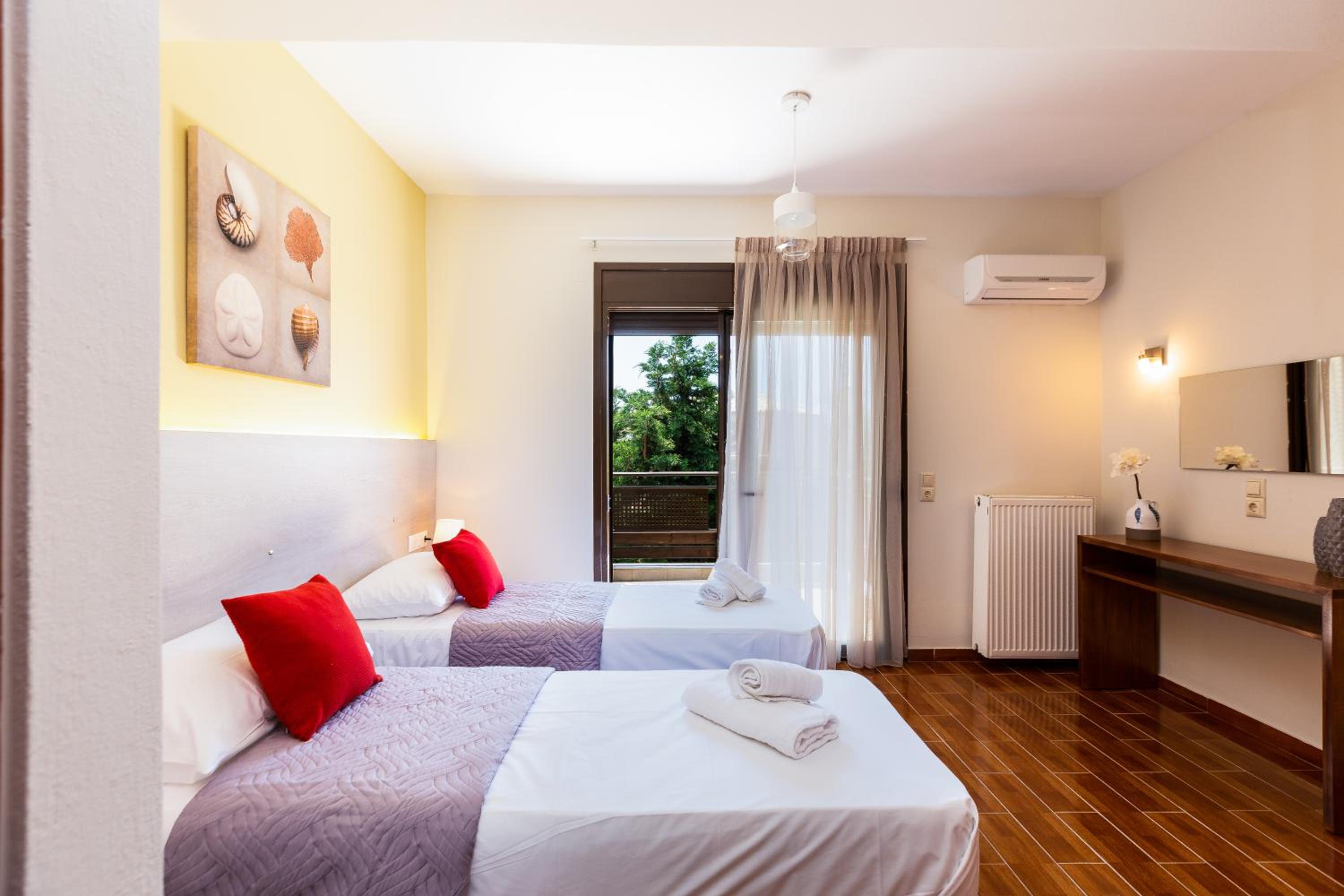 Two-Bedroom Villa photo 3