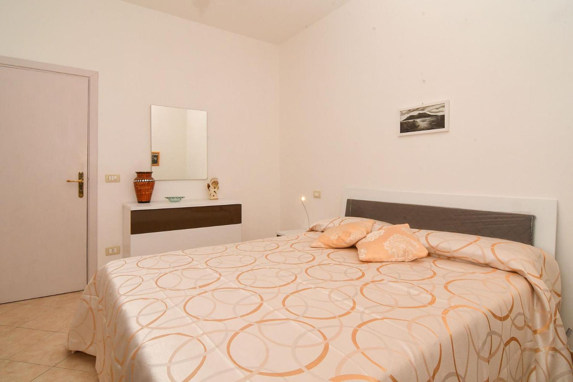 Villa photo 1