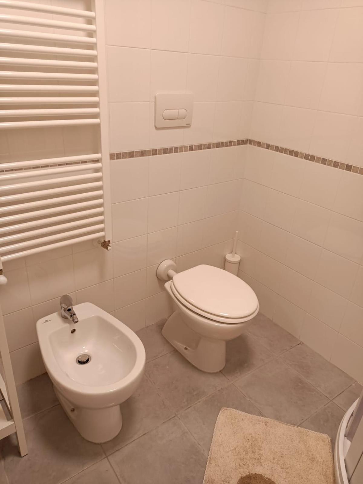 One-Bedroom Apartment - Photo 7