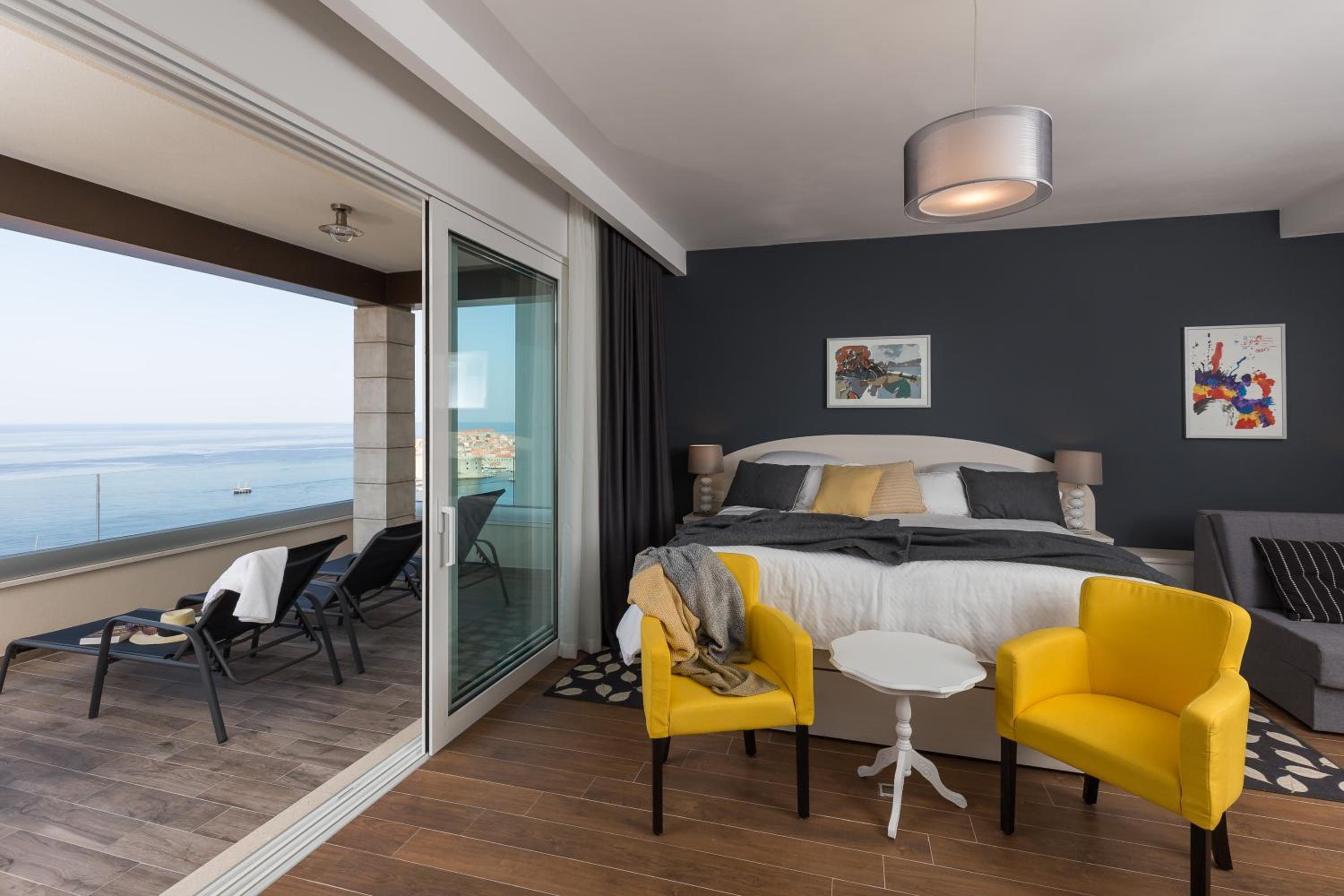 Studio Apartment with Terrace and Sea View photo 2