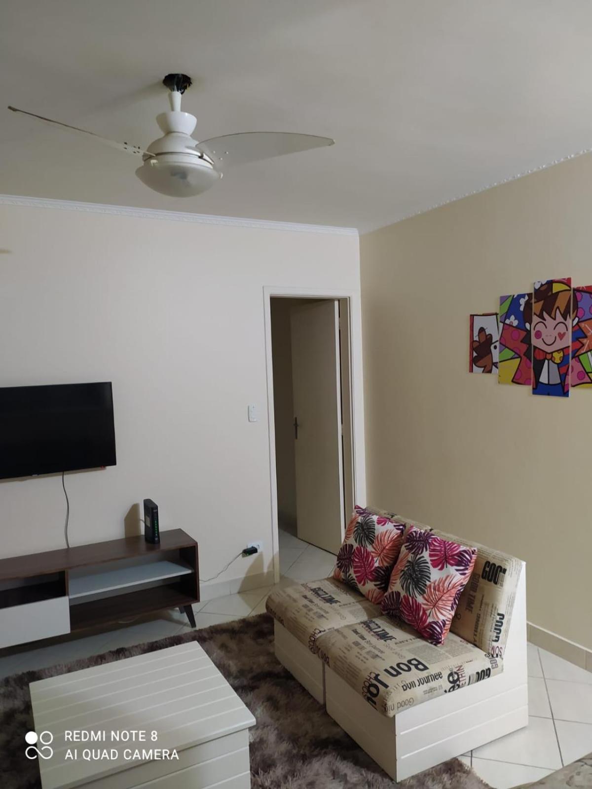 Two-Bedroom Apartment - Photo 2