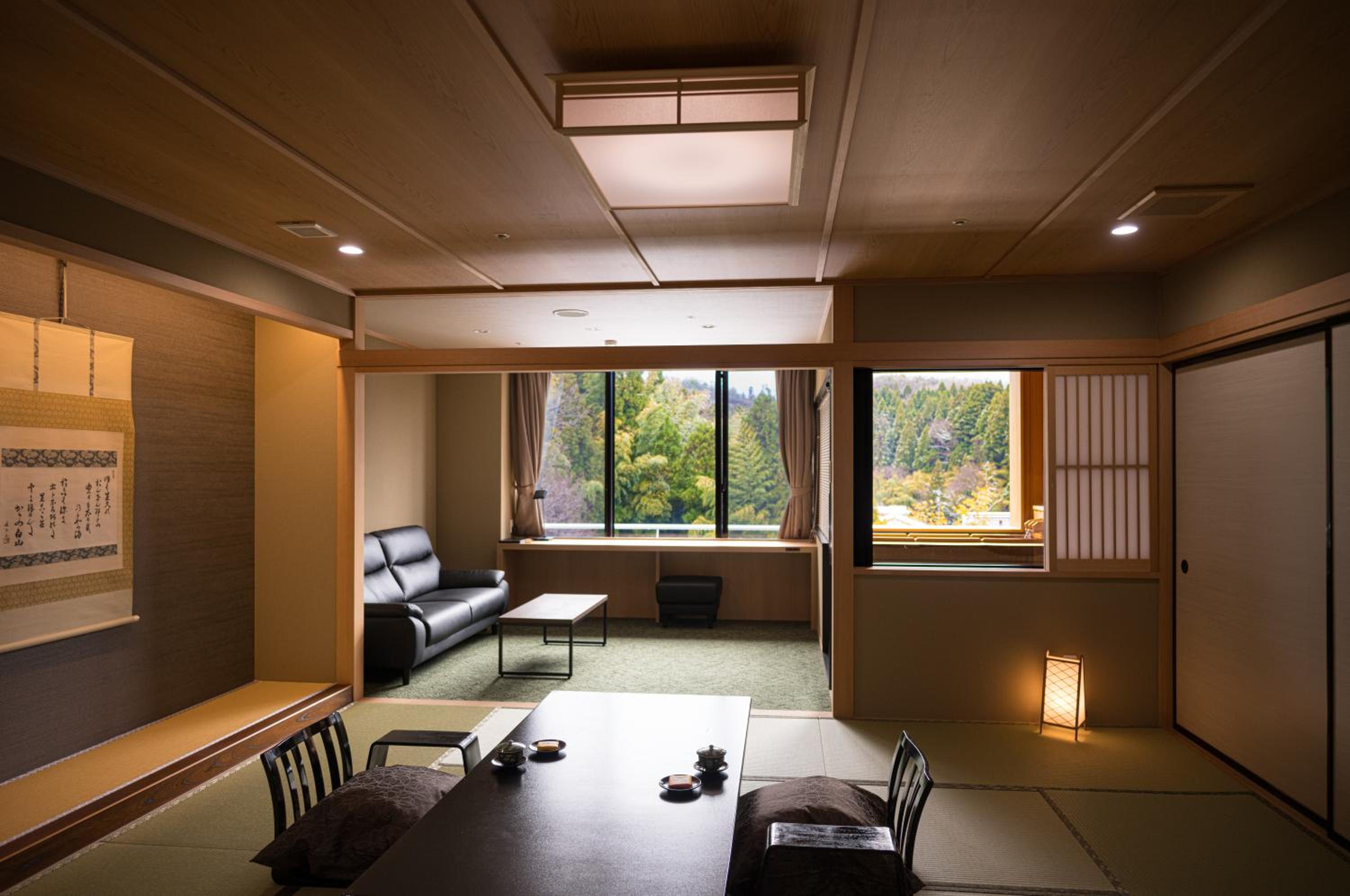 Suite with Spa Bath photo 1