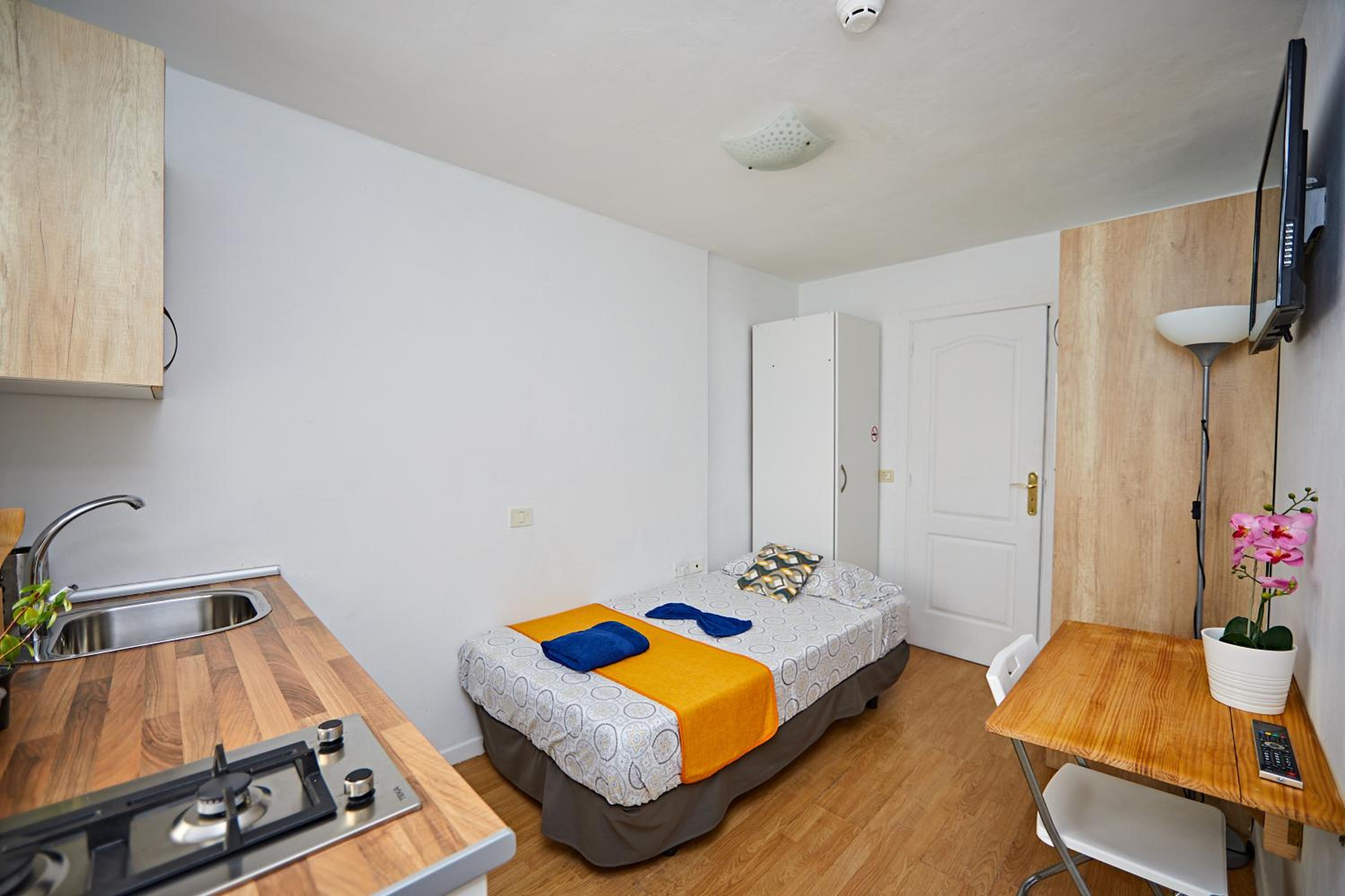 Habitación individual con baño privado