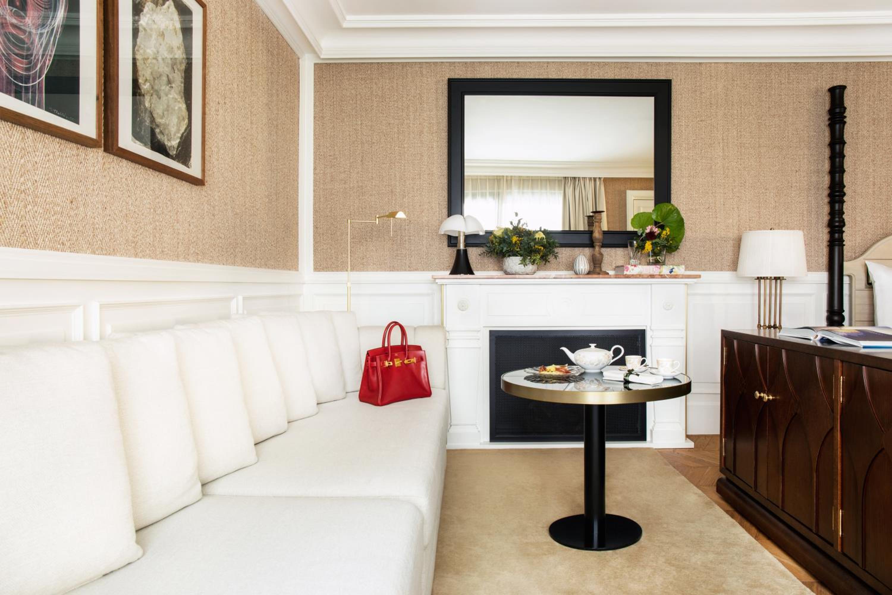 Suite with Garden View - Photo 6