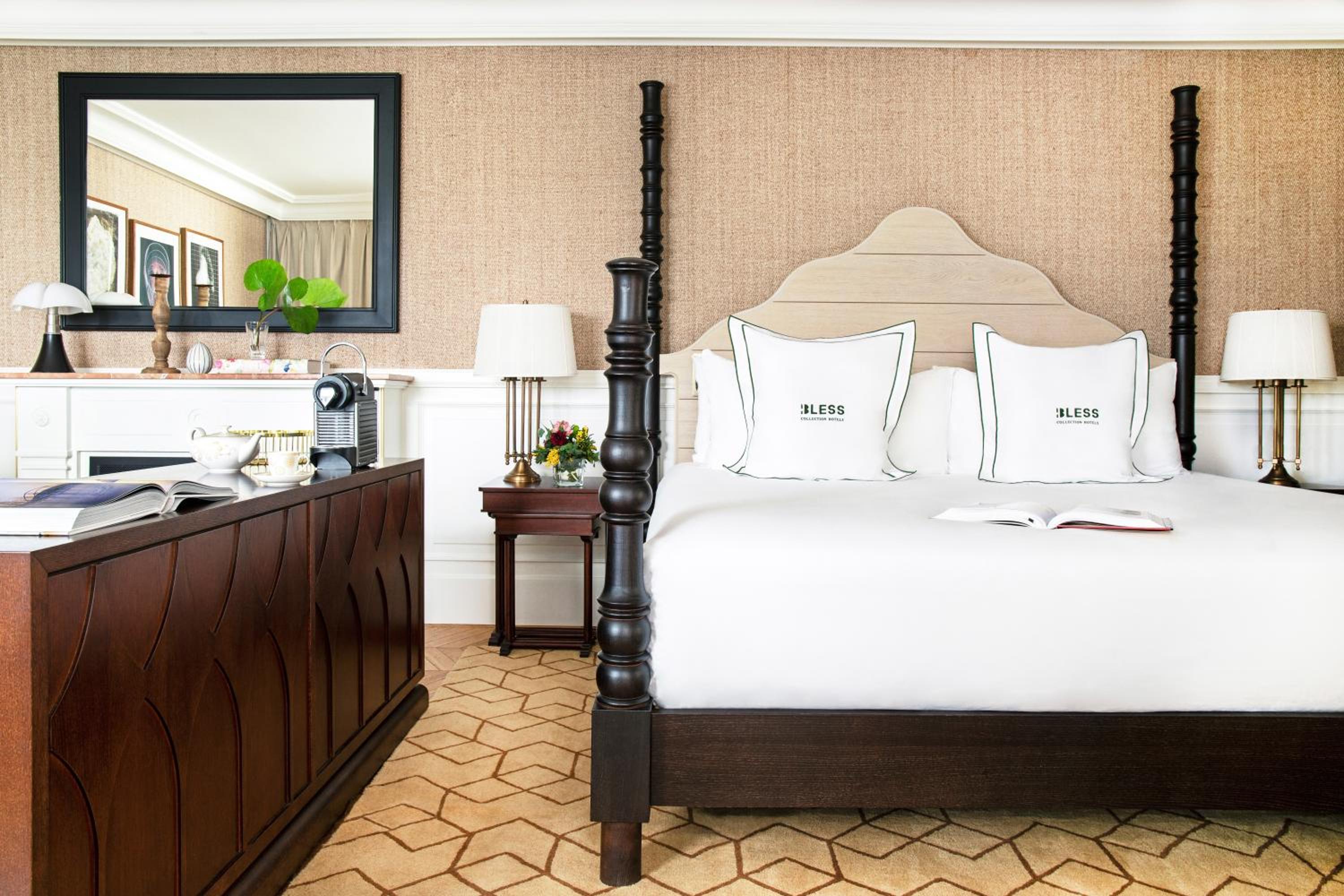 Suite with Garden View - Photo 1