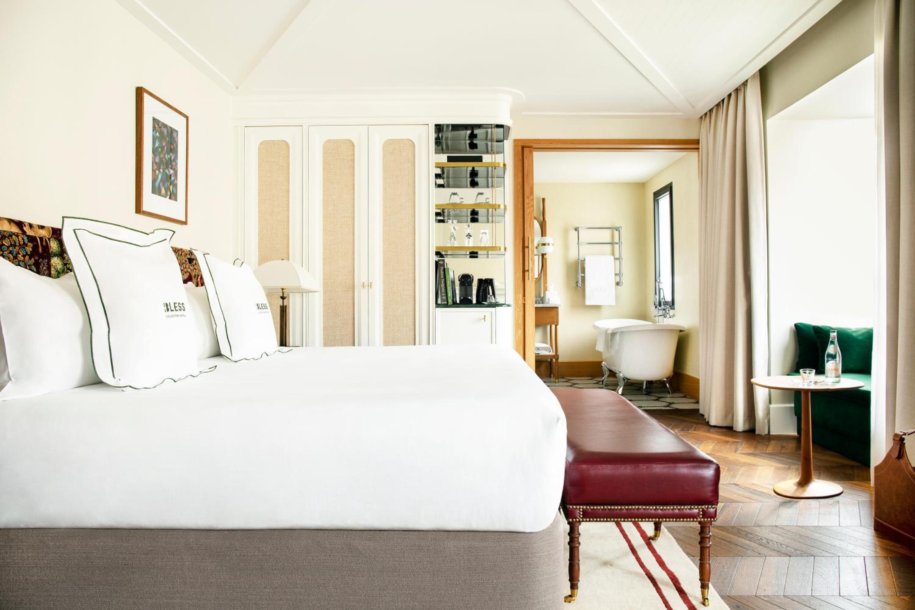 Premium Room - Photo 4