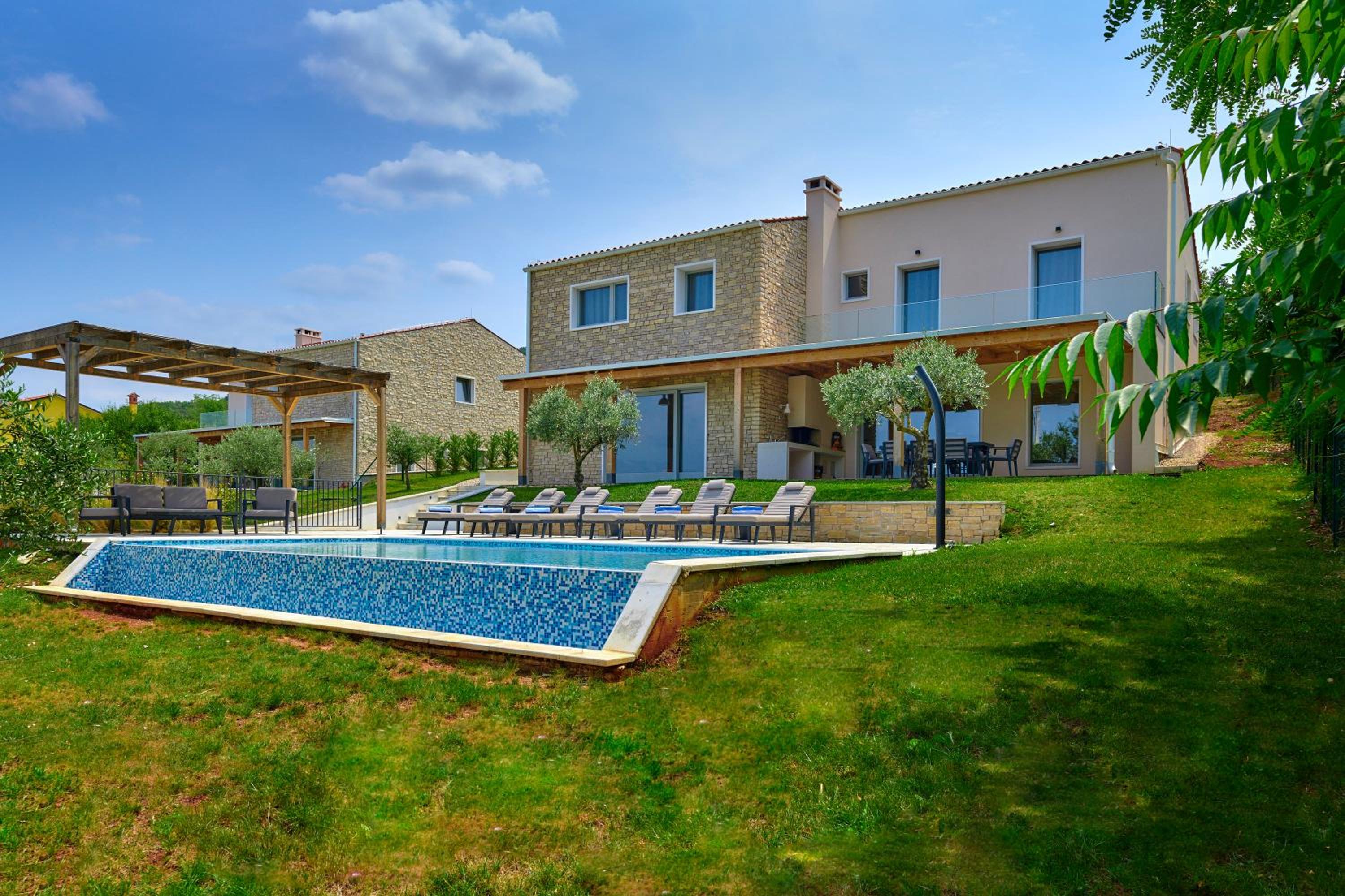 Villa Sauvignon photo 2