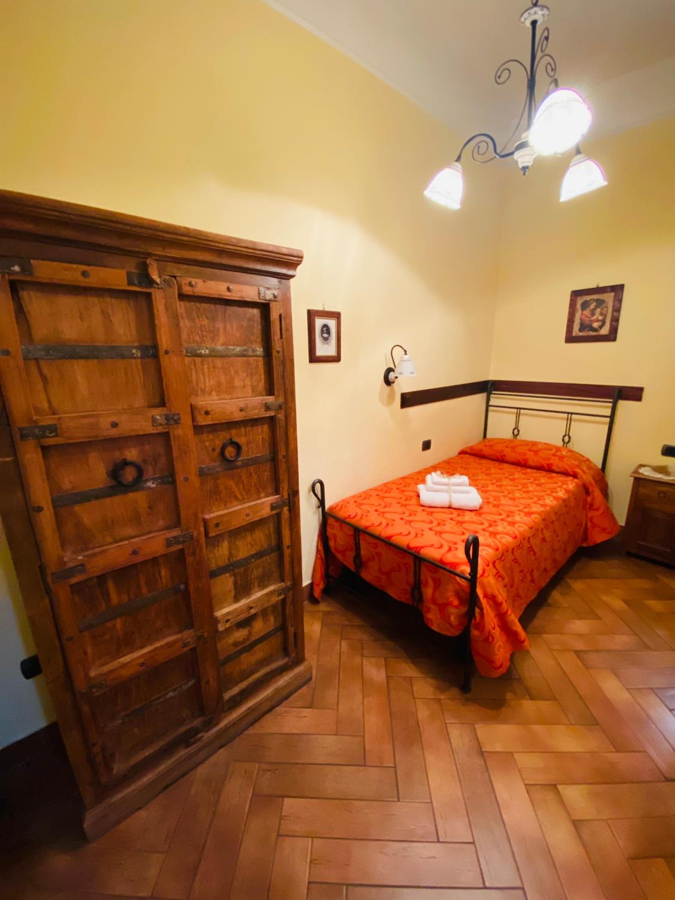 Economy Single Room