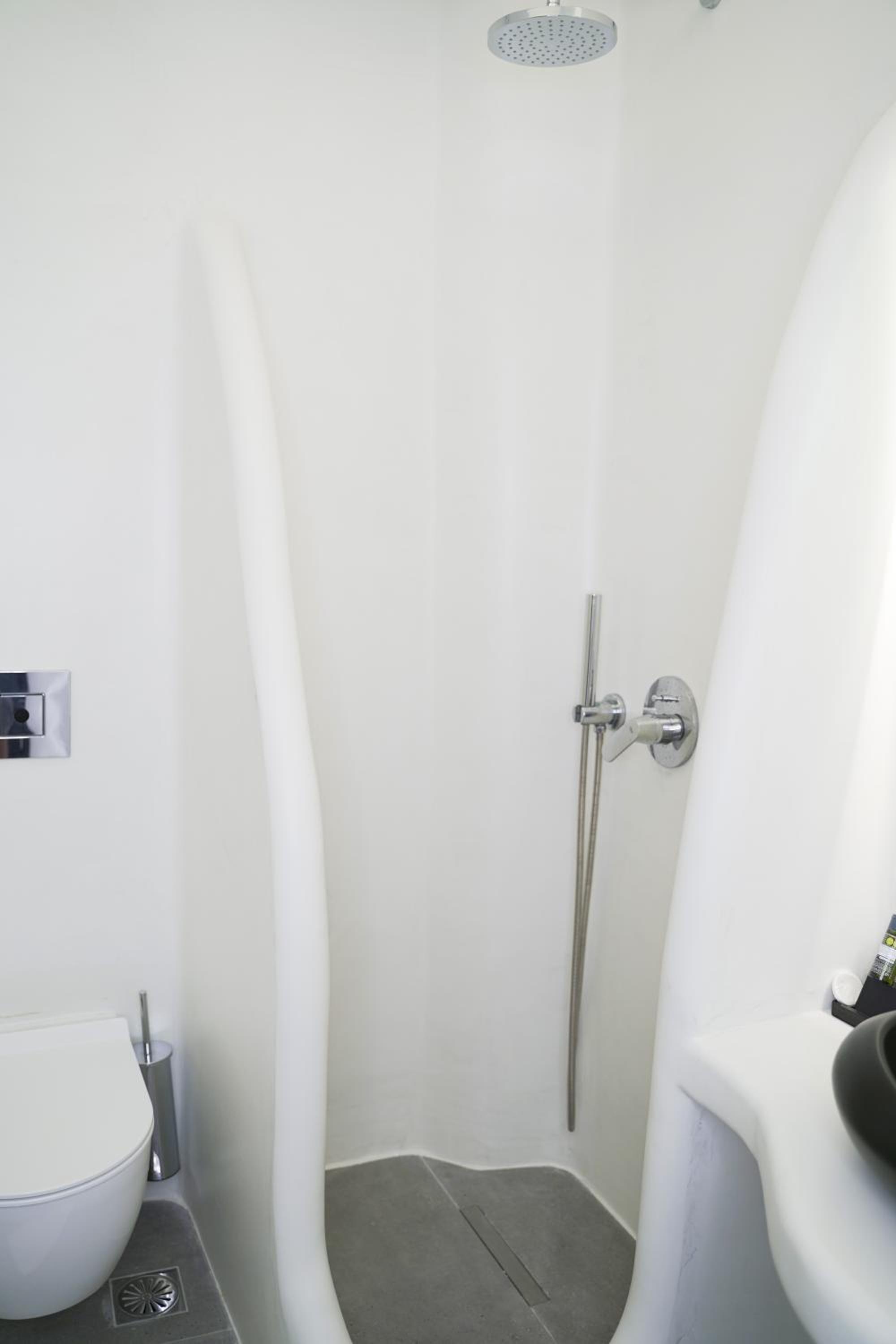 Deluxe Double with Hot Tub - Photo 6