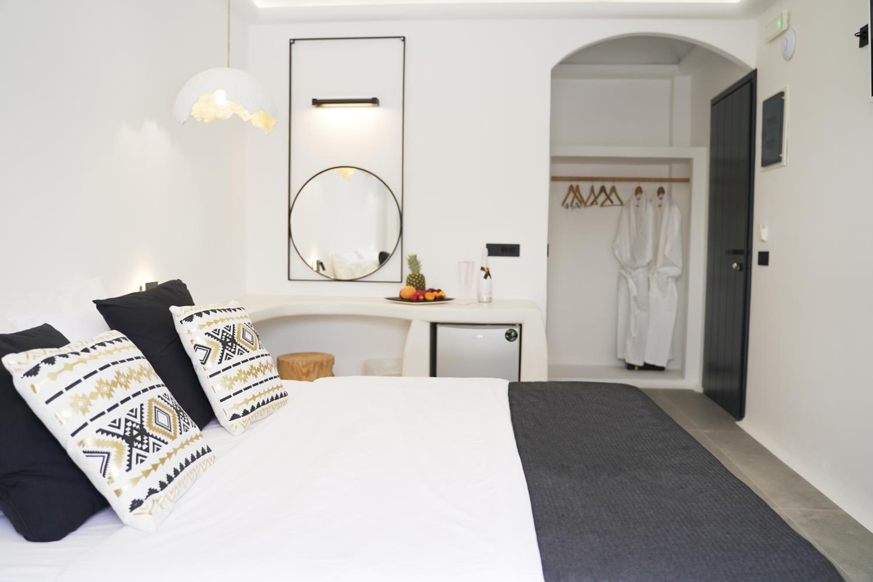 Deluxe Double with Sea View and Hot Tub