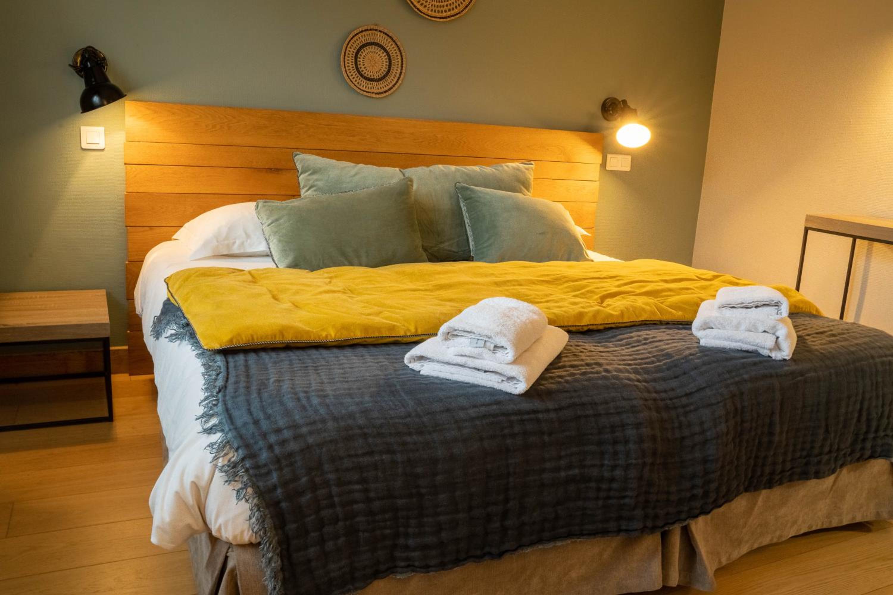 Double Room with Shower - Valley View - Photo 6
