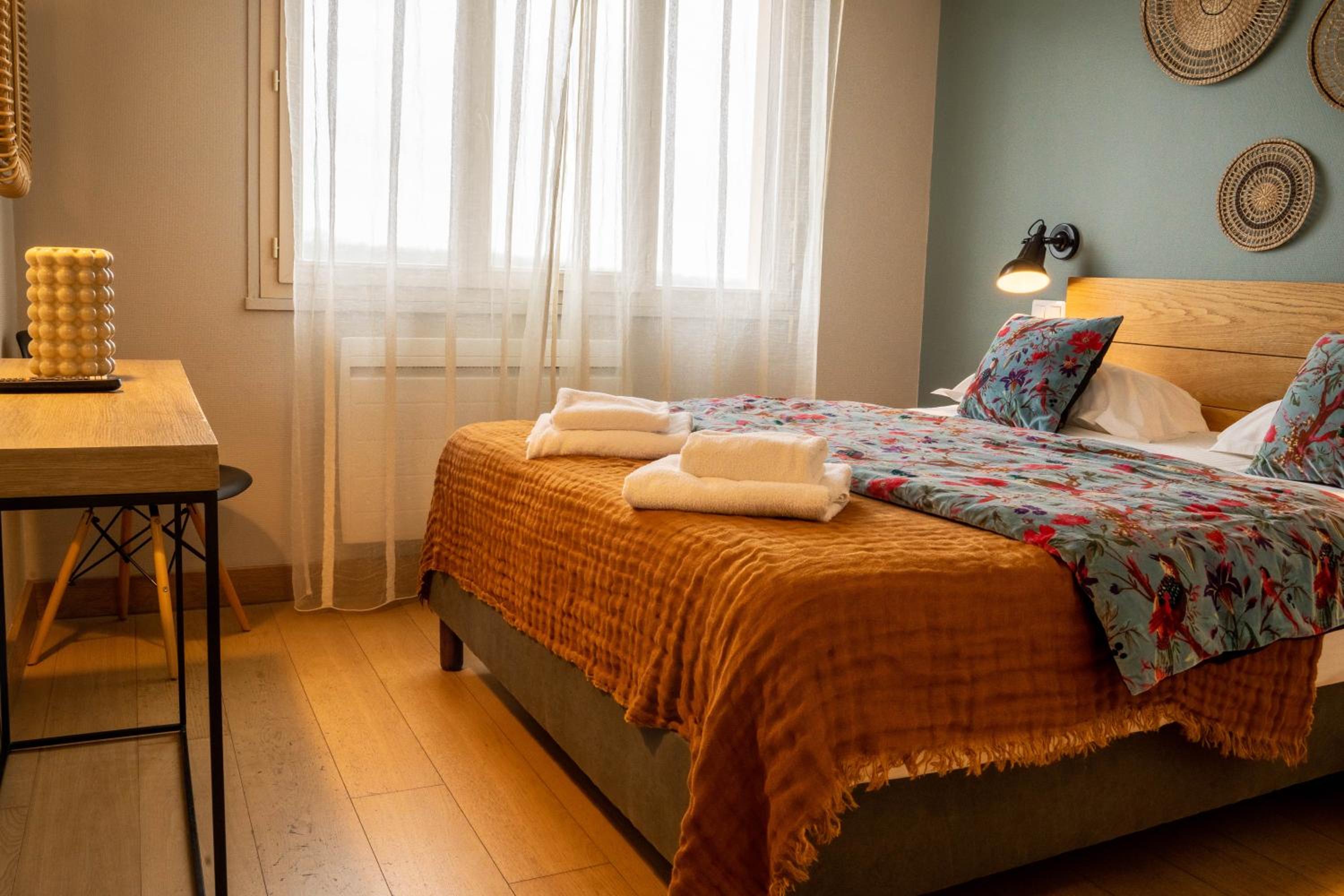 Double Room with Shower - Valley View - Photo 8