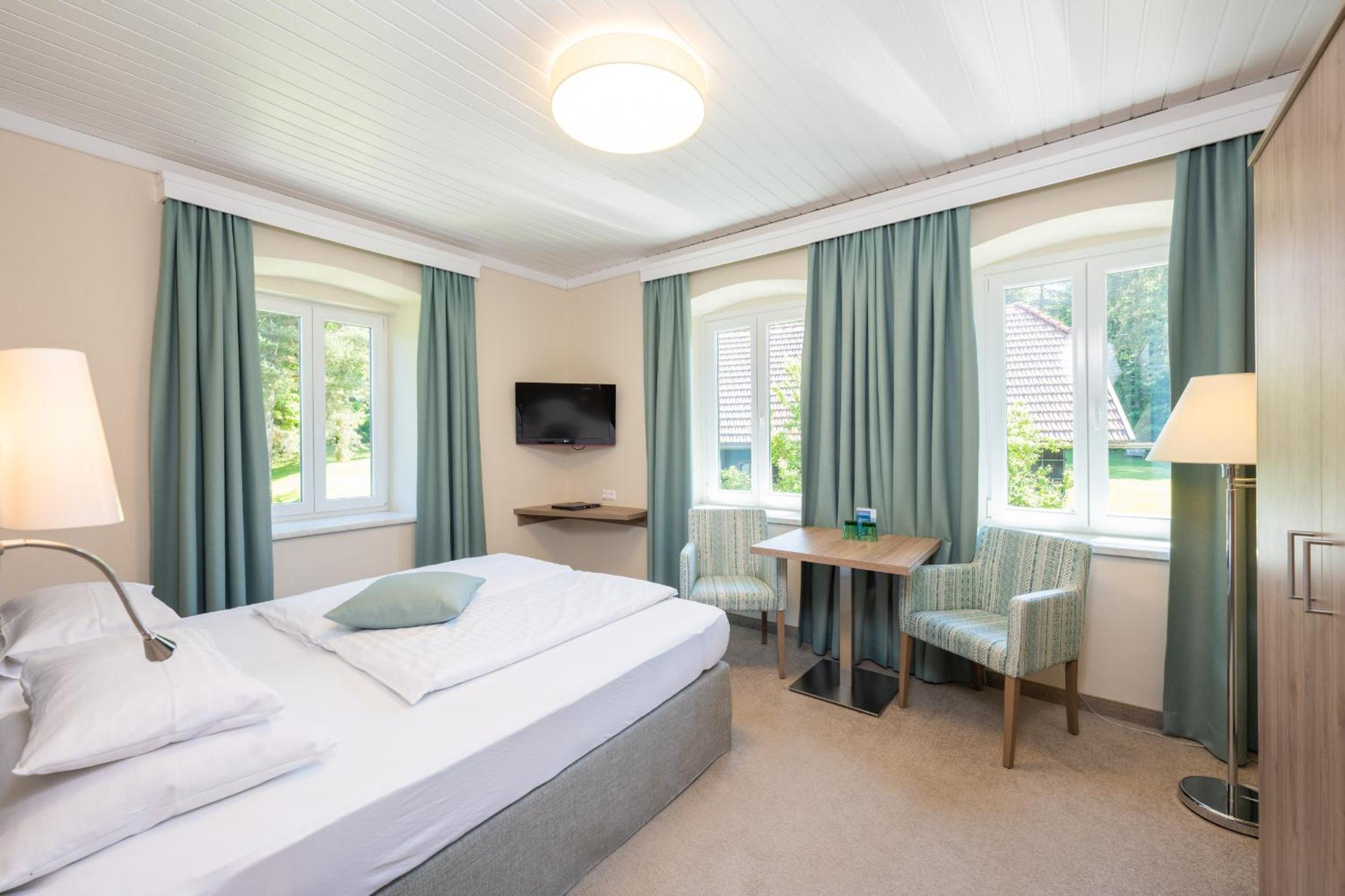 Junior Suite (3 Adults) - Photo 4