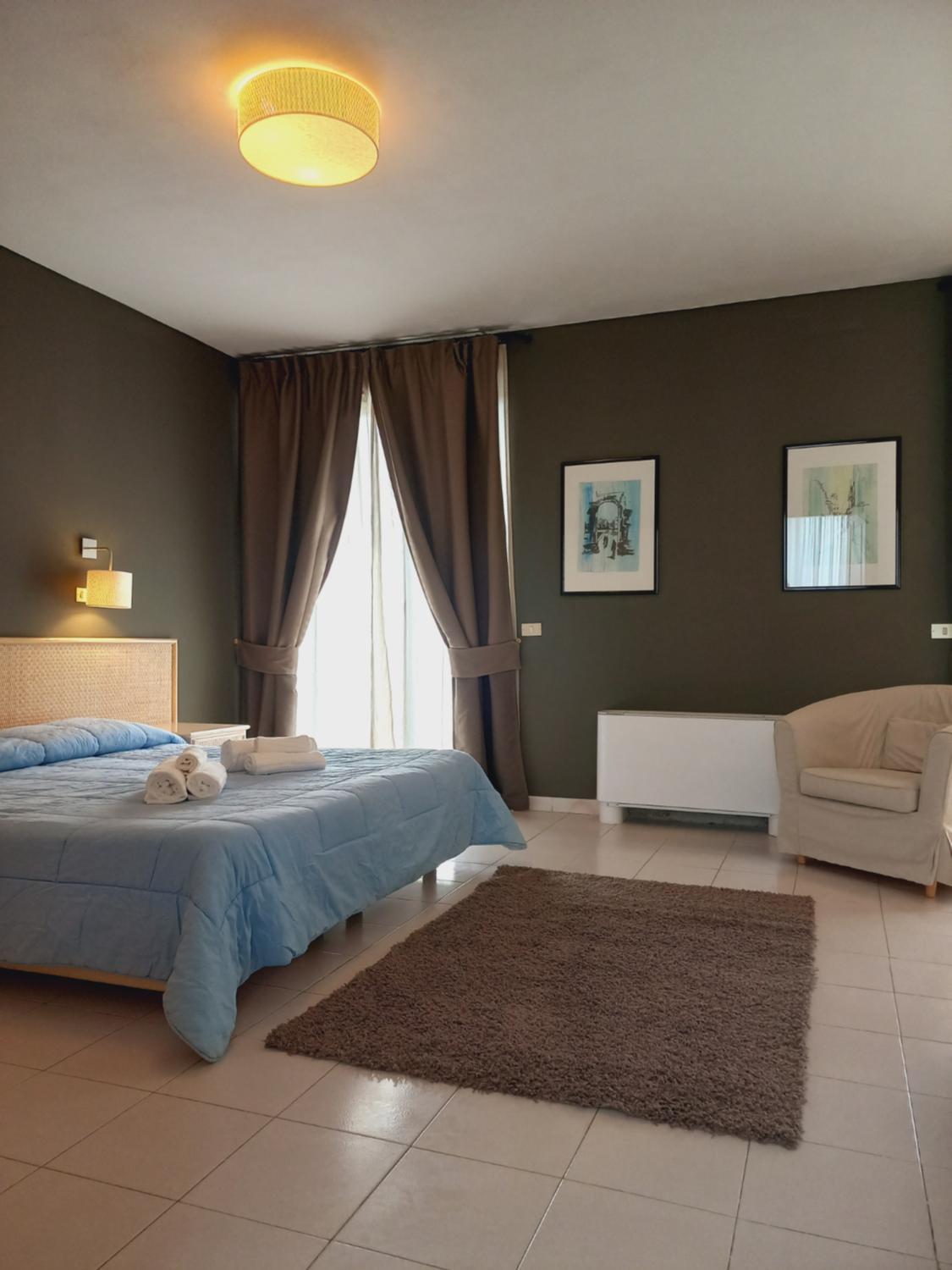 Deluxe Double Room - Photo 5