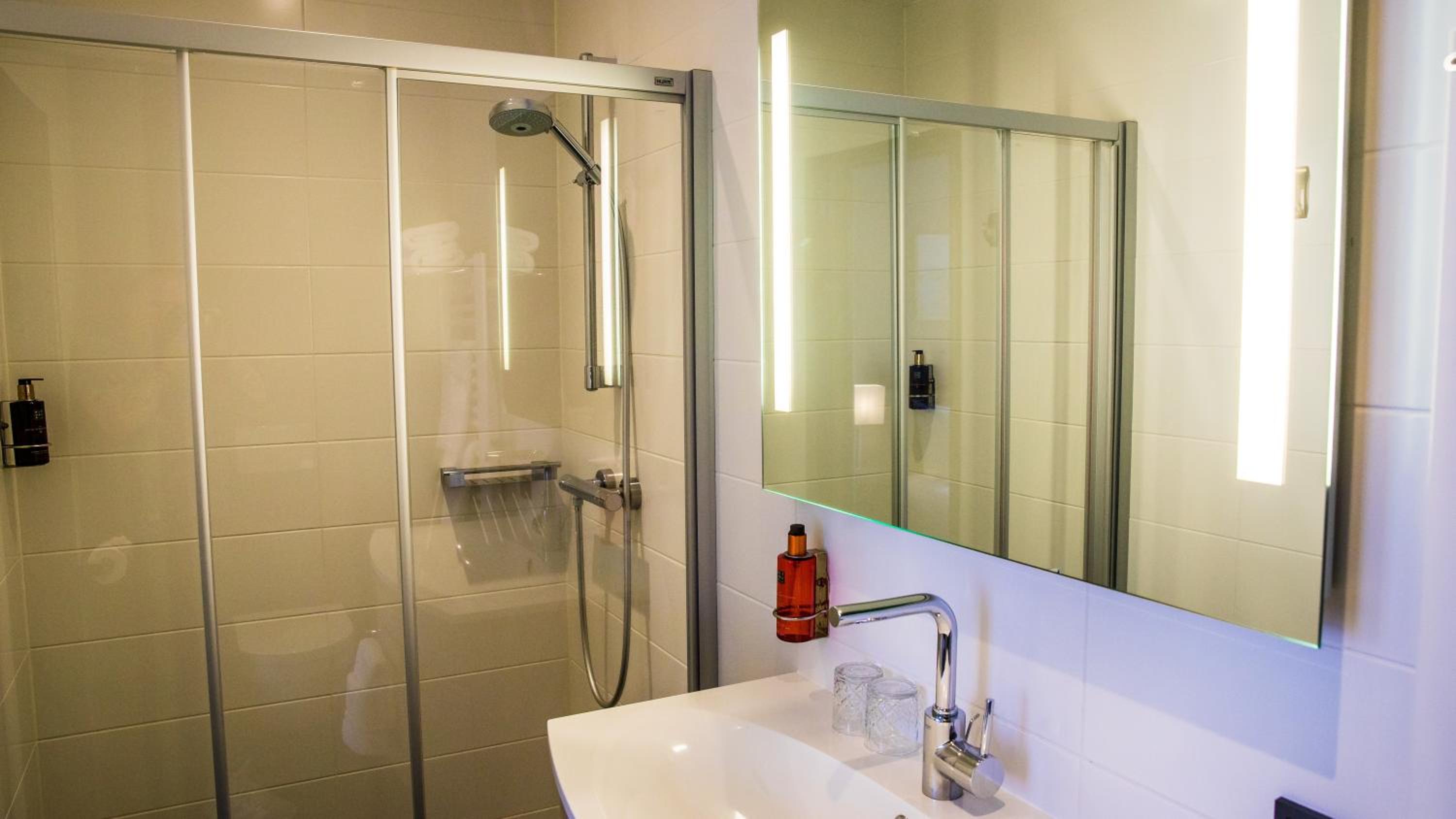Superior Triple Room photo 3